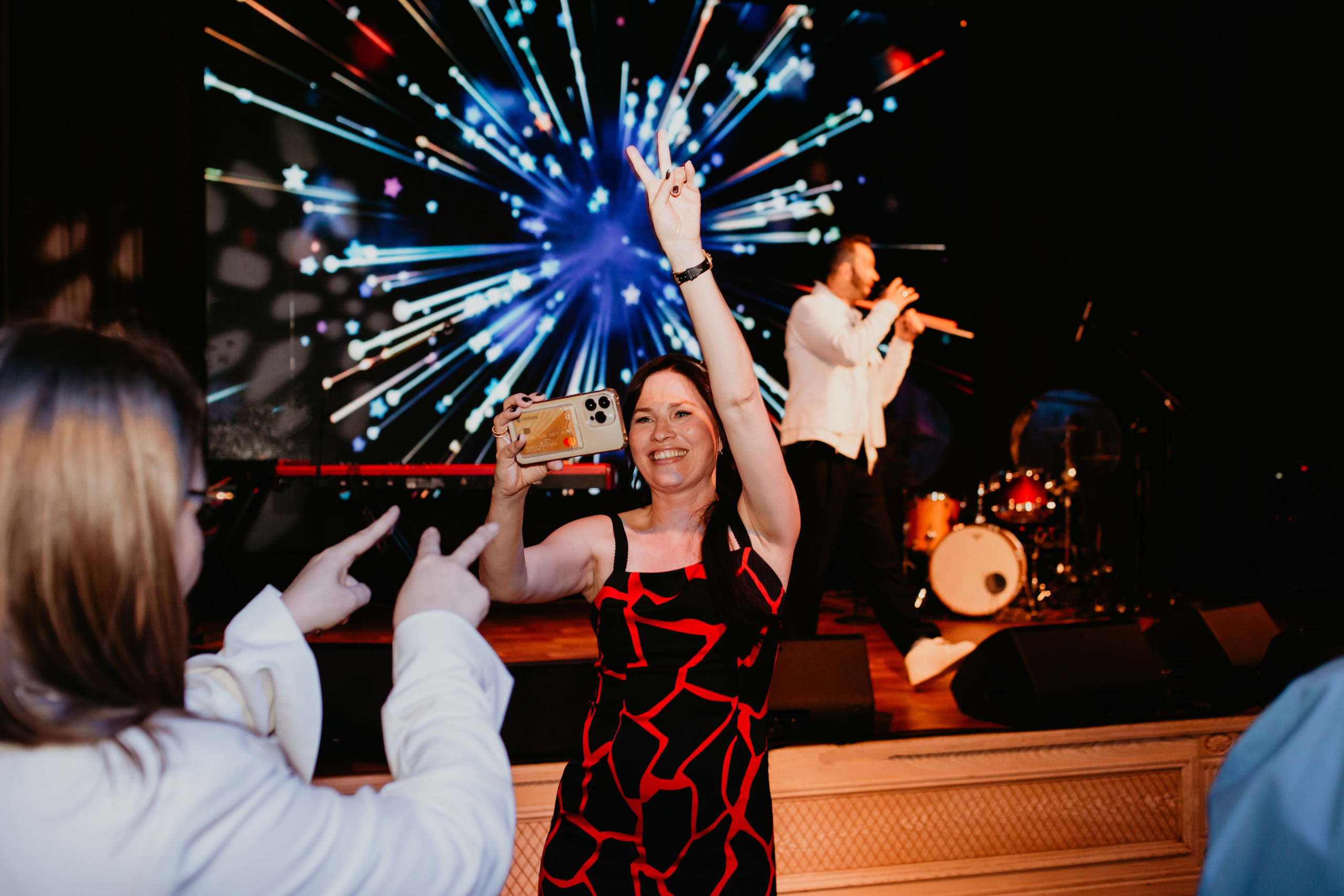 Выпускной. 11 лицей. Фотограф в Челябинске Ополихина Анна