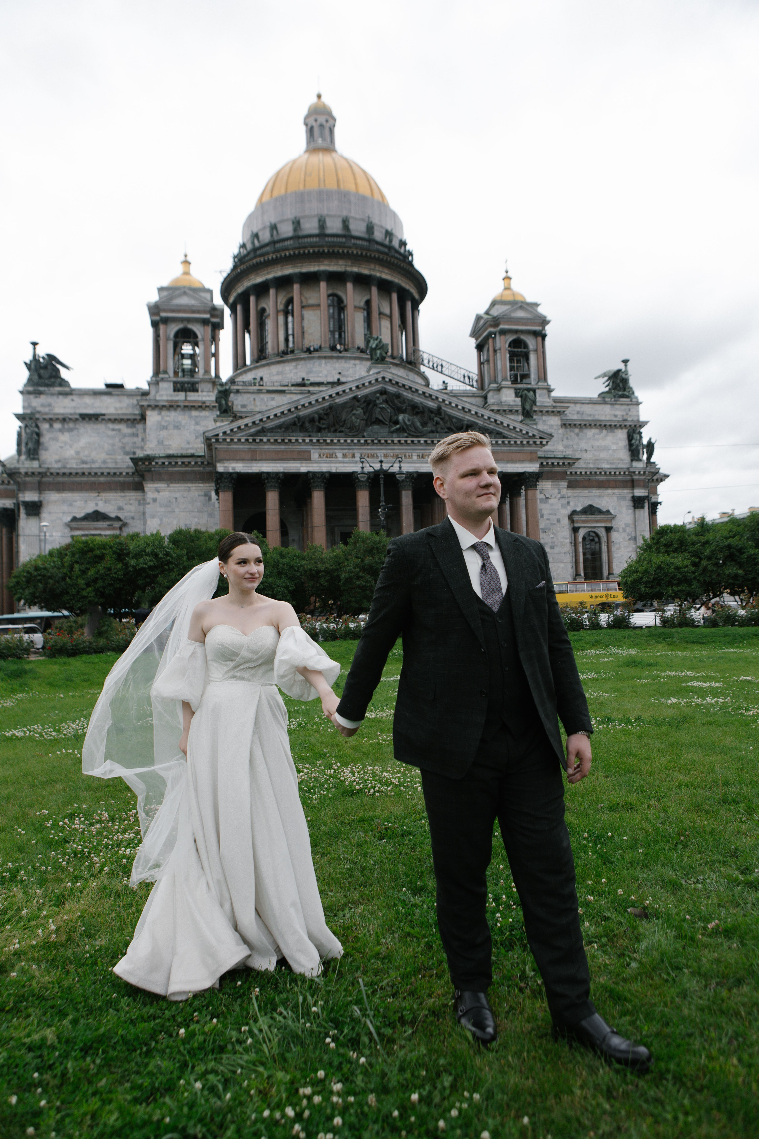 Андрей и Аня (Петергоф). Свадебный фотограф Эля Годлевская