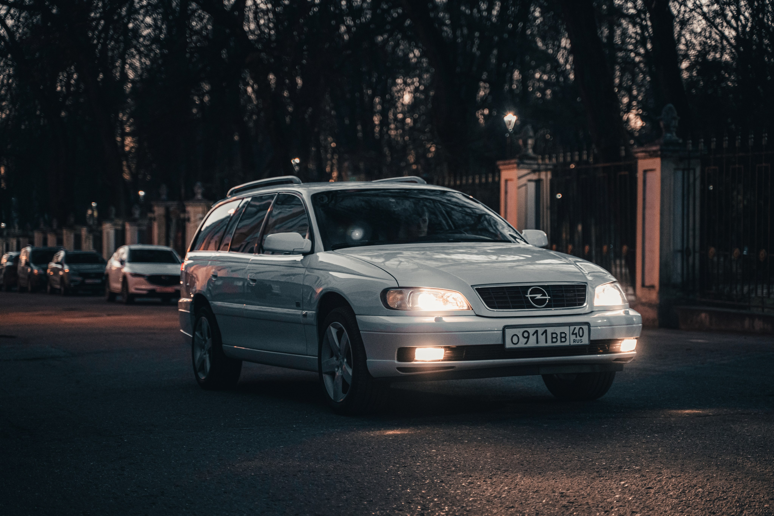 Opel Omega B. Vlad Trykov