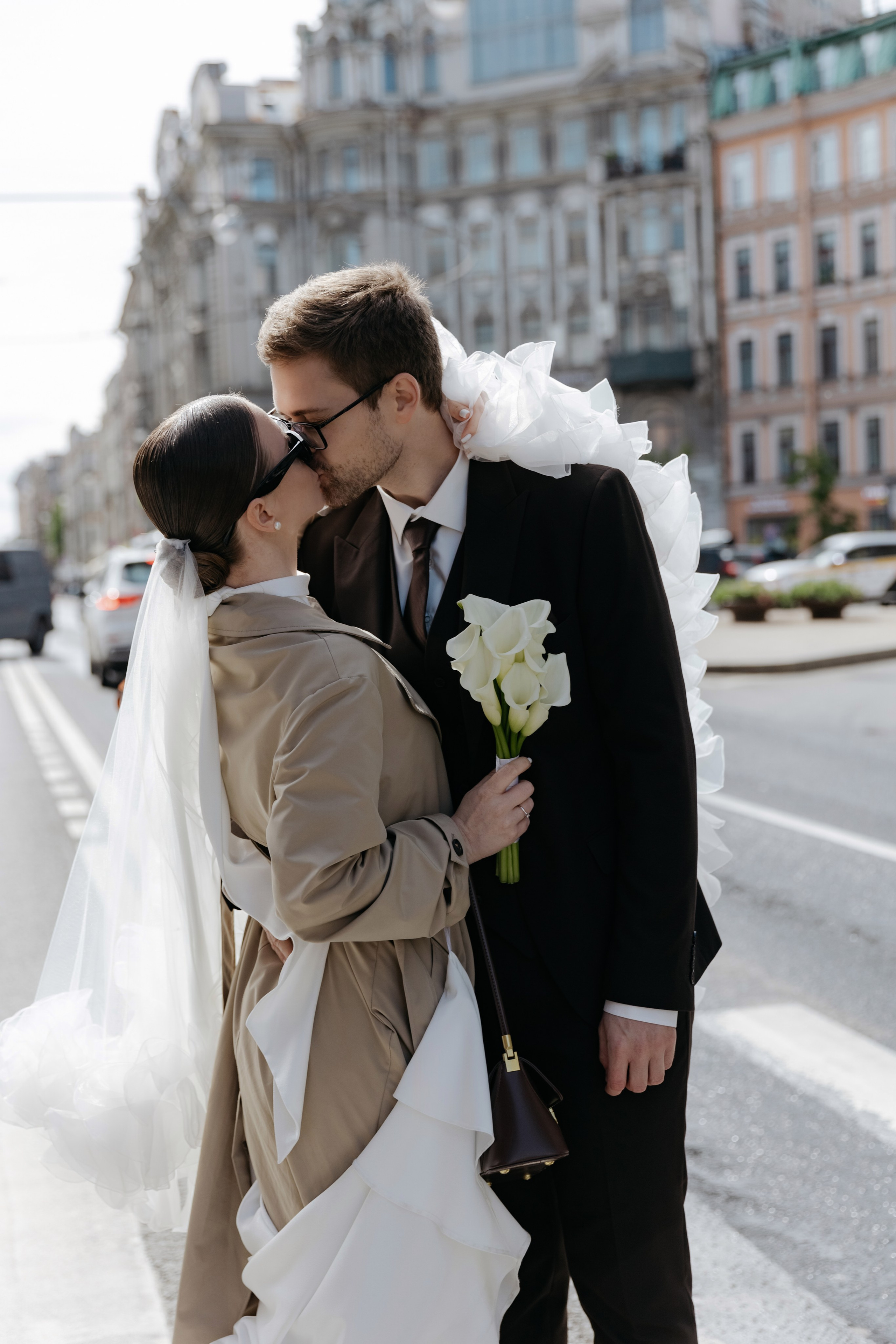 Двери Петроградки. Свадебный и репортажный фотограф в Санкт-Петербурге