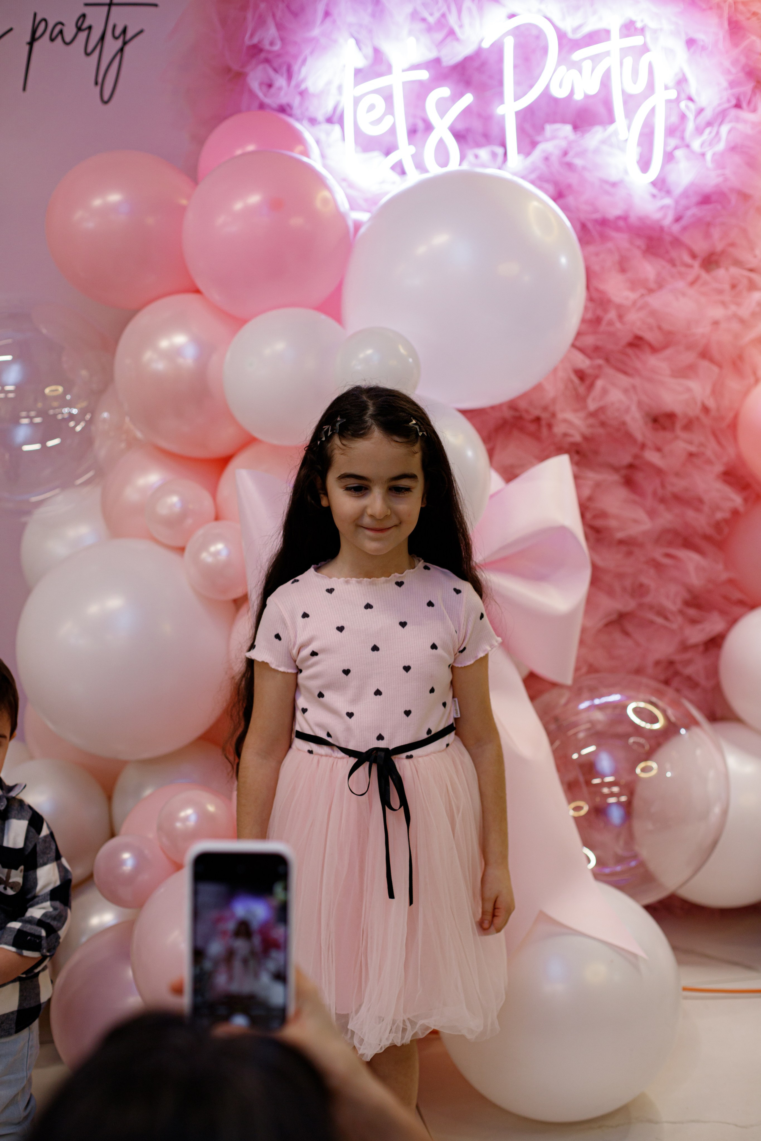 ASIA'S BIRTHDAY PARTY. Photokarish