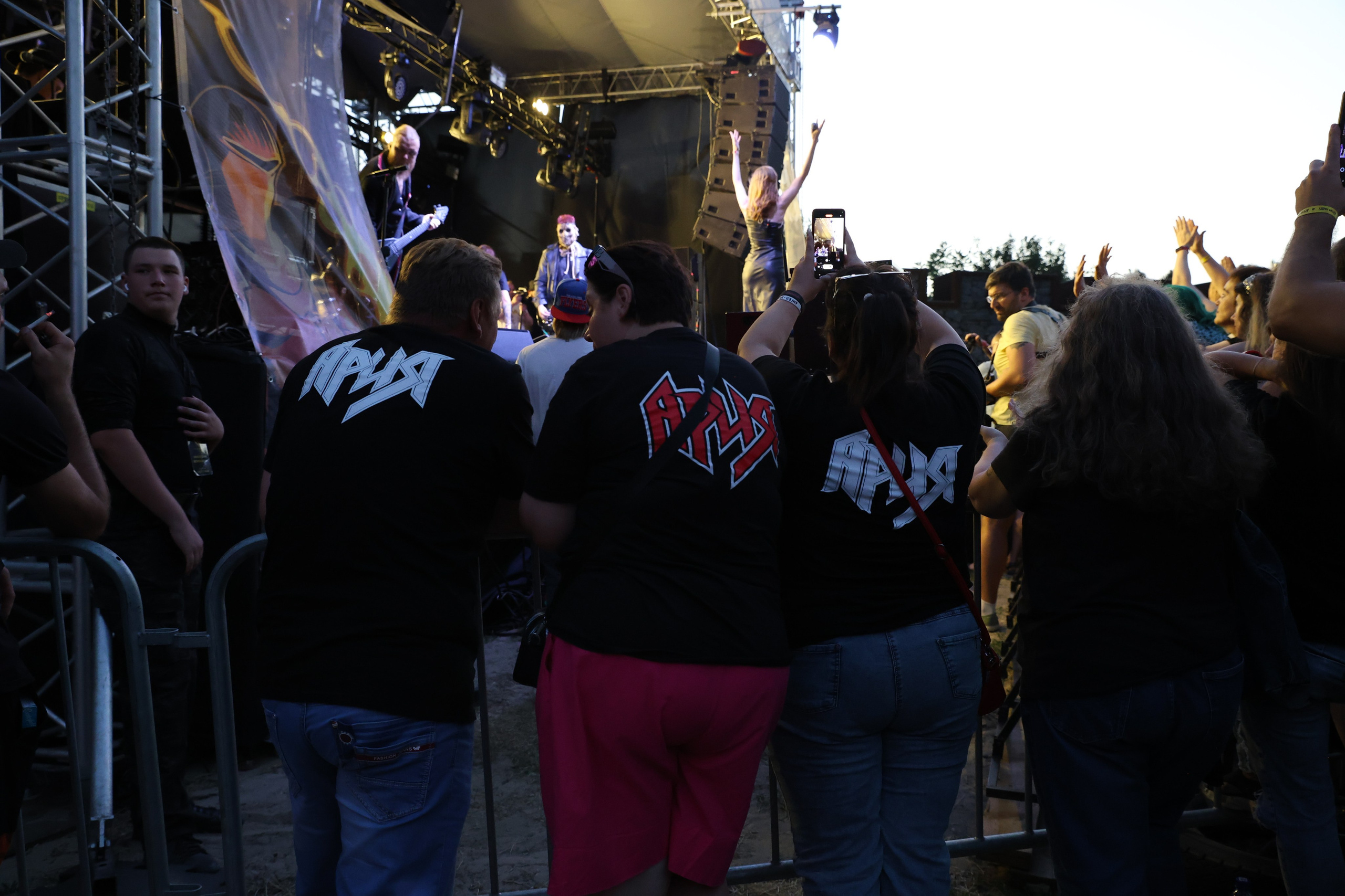 поклонники арии