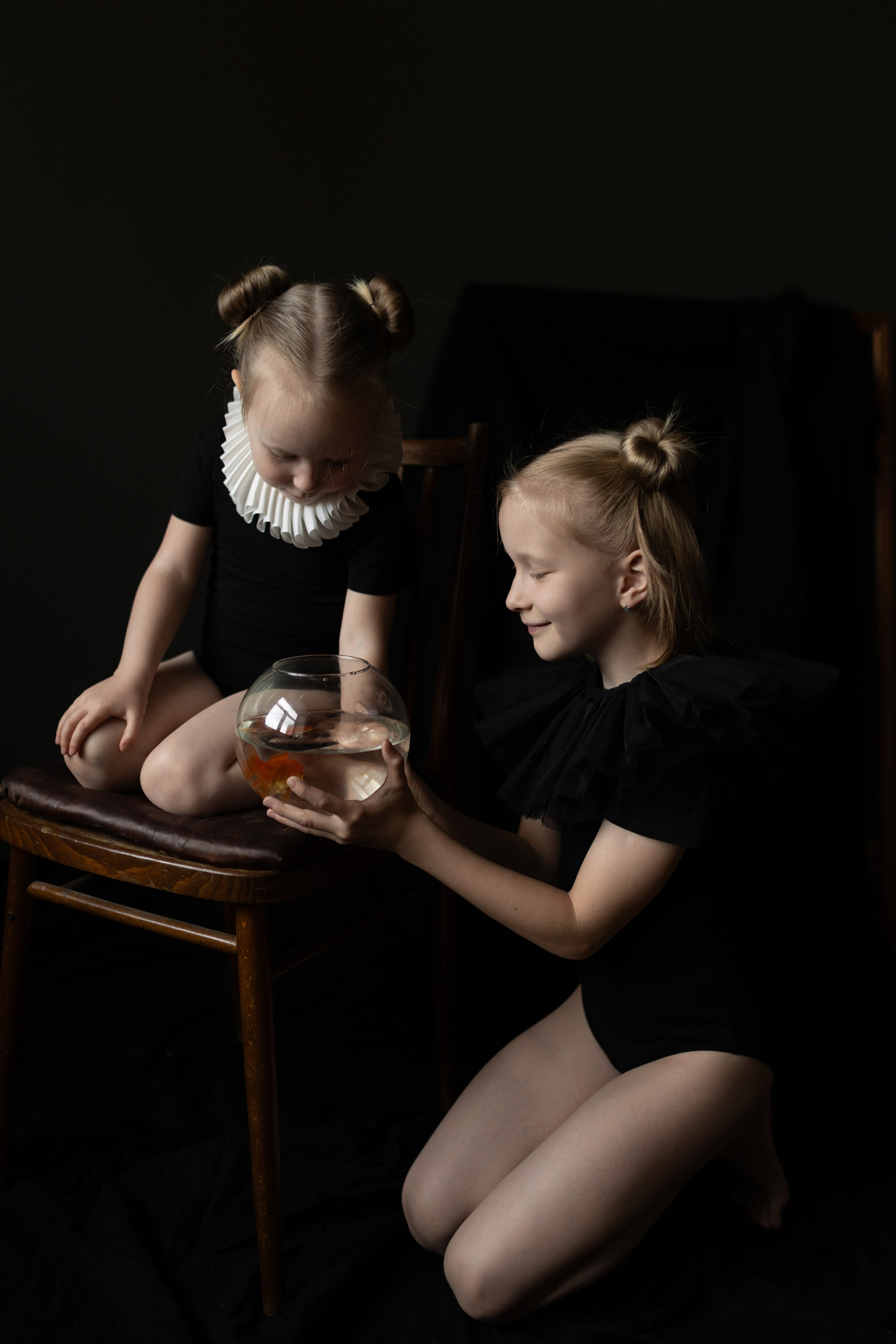 Сёстры. Фотограф Людмила Оюн