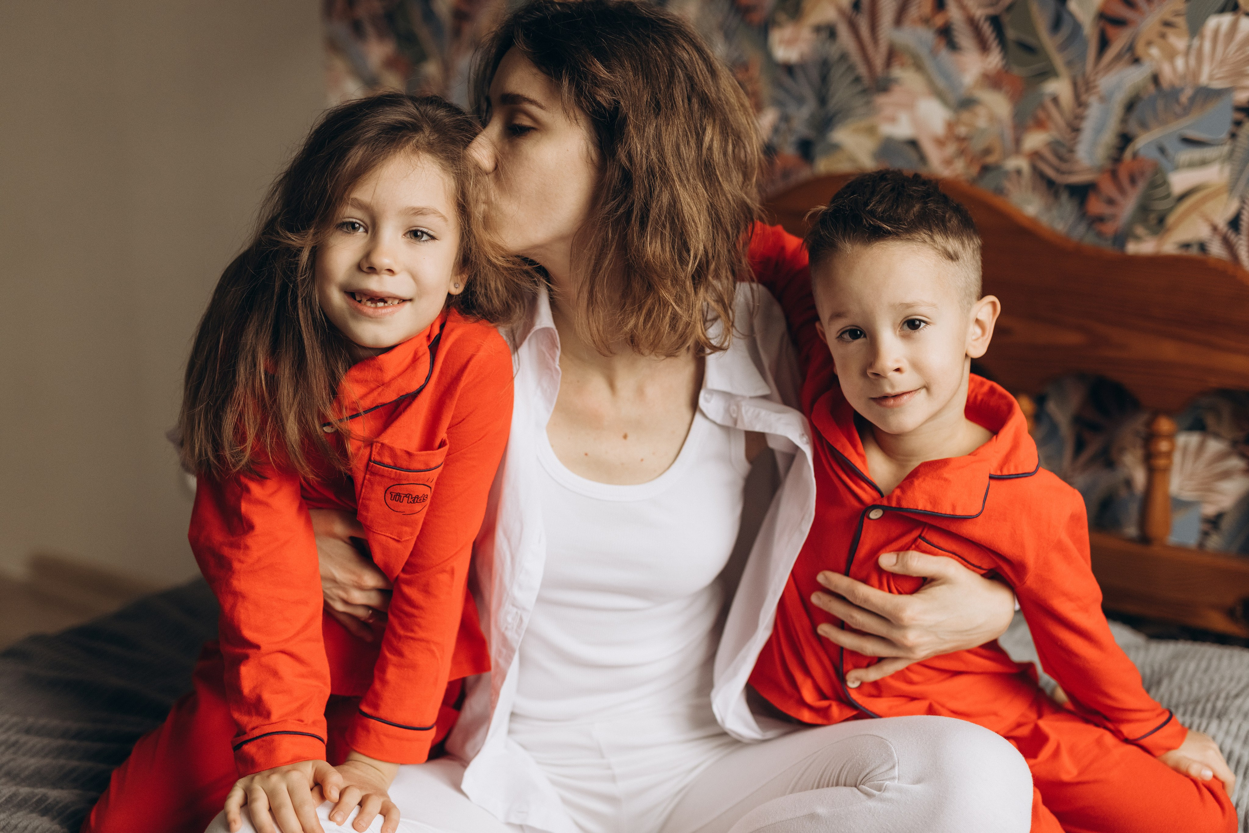 Ксюша, Даша, Миша. Фотограф Людмила Оюн