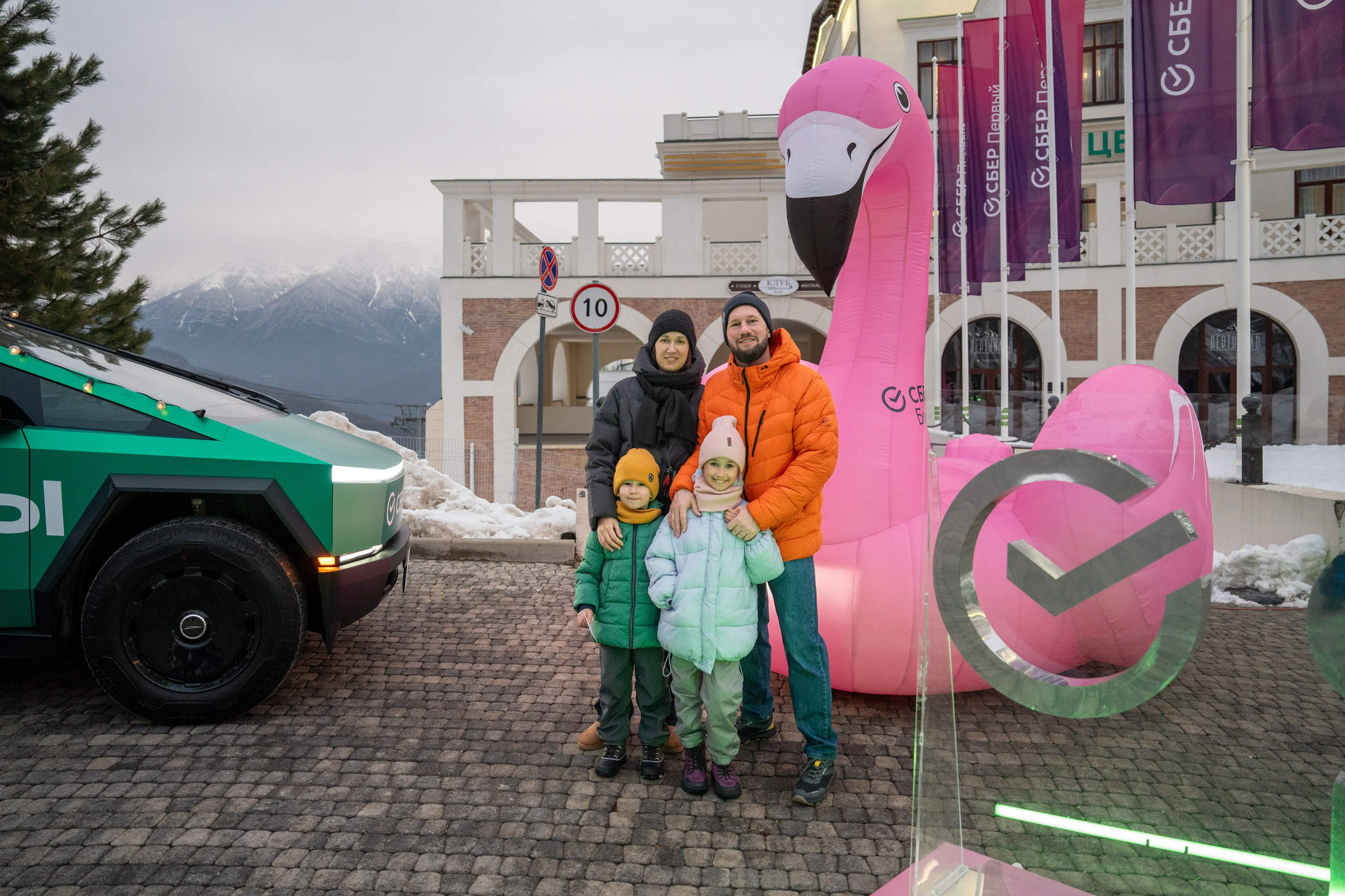 Сбер-маркетинг в Сочи и Красной Поляне. Репортажный фотограф в Красной Поляне и Сочи Павлюченко Екатерина