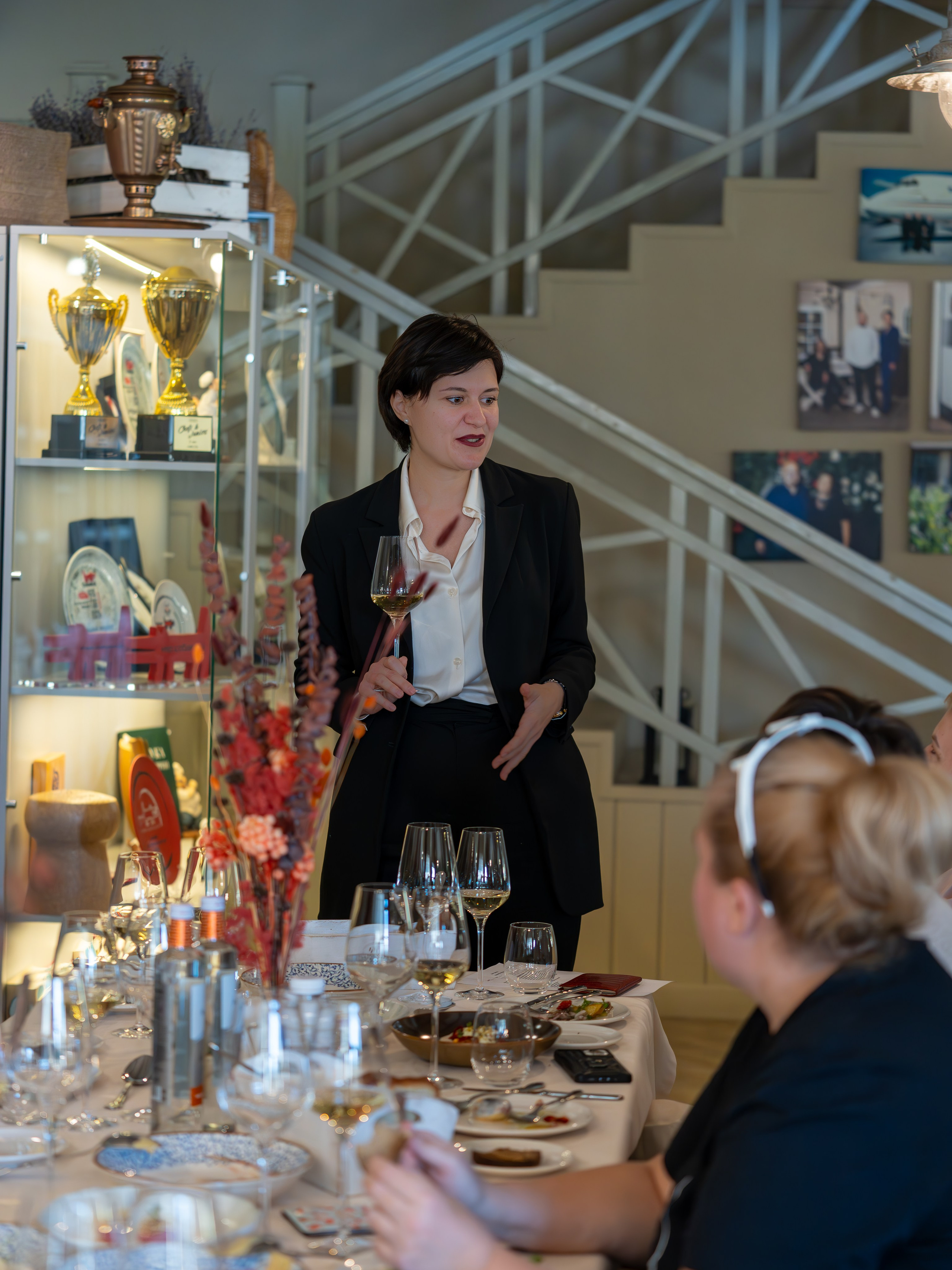 Литературная мастерская с Ольгой Шутовой в «Винотеррии». Репортажный фотограф в Красной Поляне и Сочи Павлюченко Екатерина