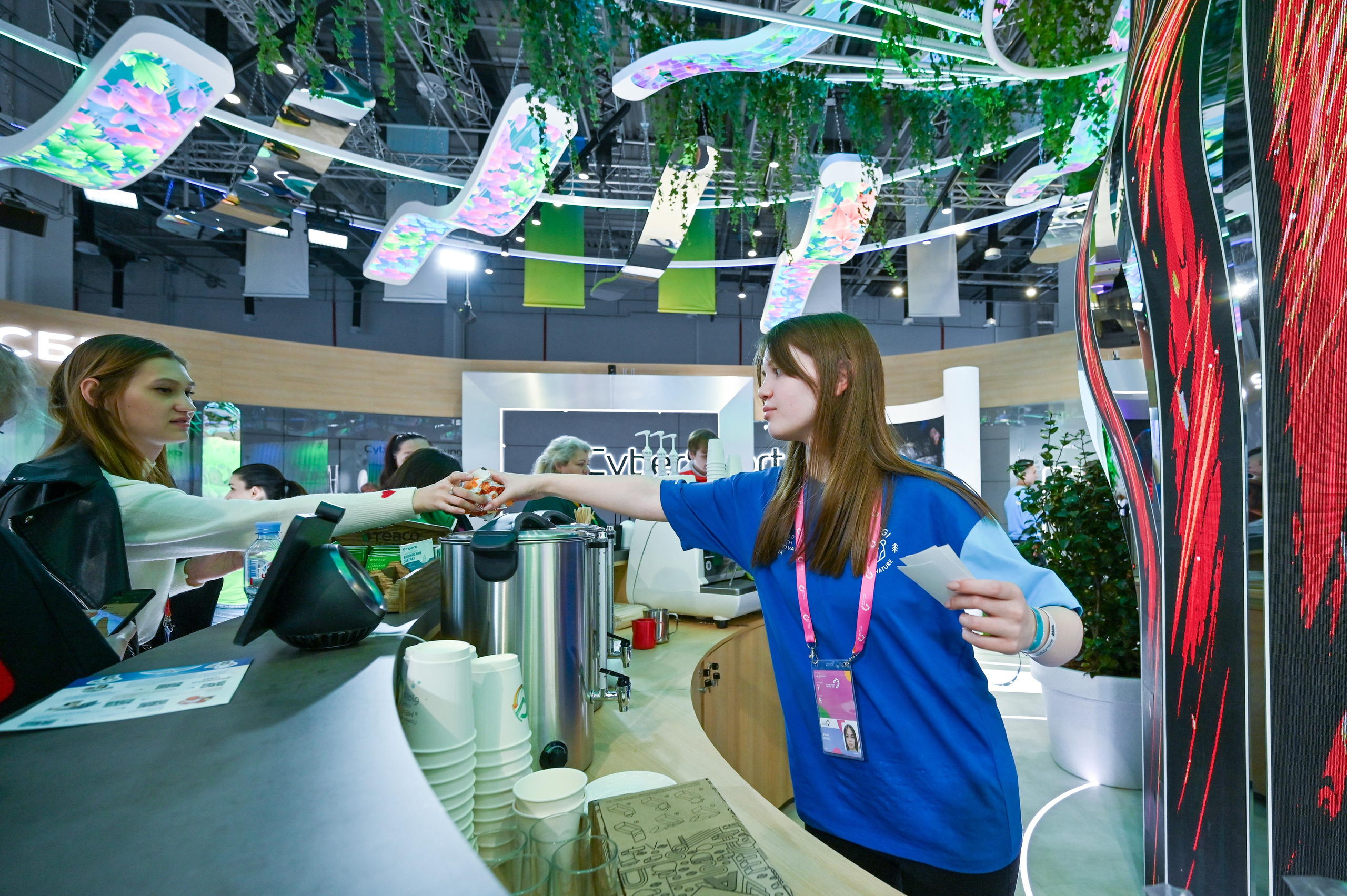 Фотоотчет для партнерской интеграции Сбербанк на ВМФ в Сириус 2024. Репортажный фотограф в Красной Поляне и Сочи Павлюченко Екатерина