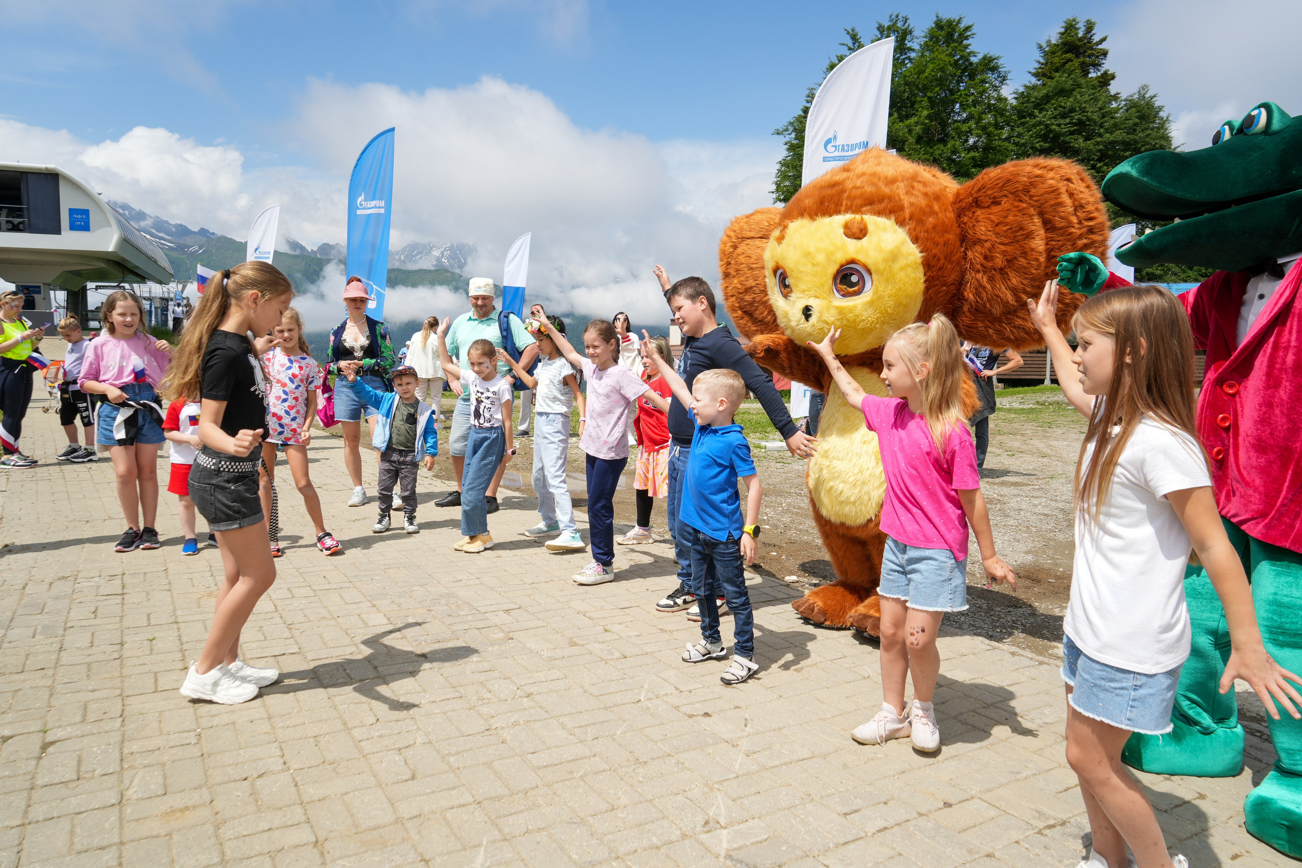 День России на курорте Газпром 2023. Репортажный фотограф в Красной Поляне и Сочи Павлюченко Екатерина