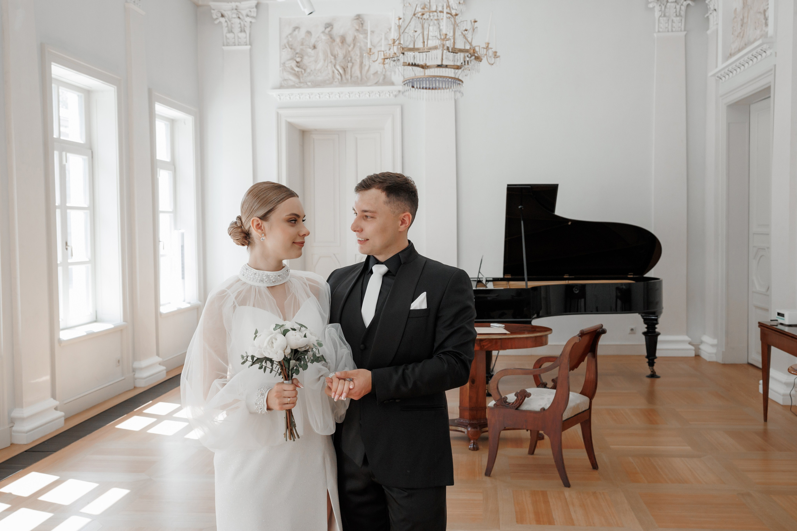 Анна и Сергей, Особняк Муравьевых-Апостолов, прогулка по ВДНХ, ресторан «Домик в саду». Свадебный и репортажный фотограф (Москва, Королев и другие)