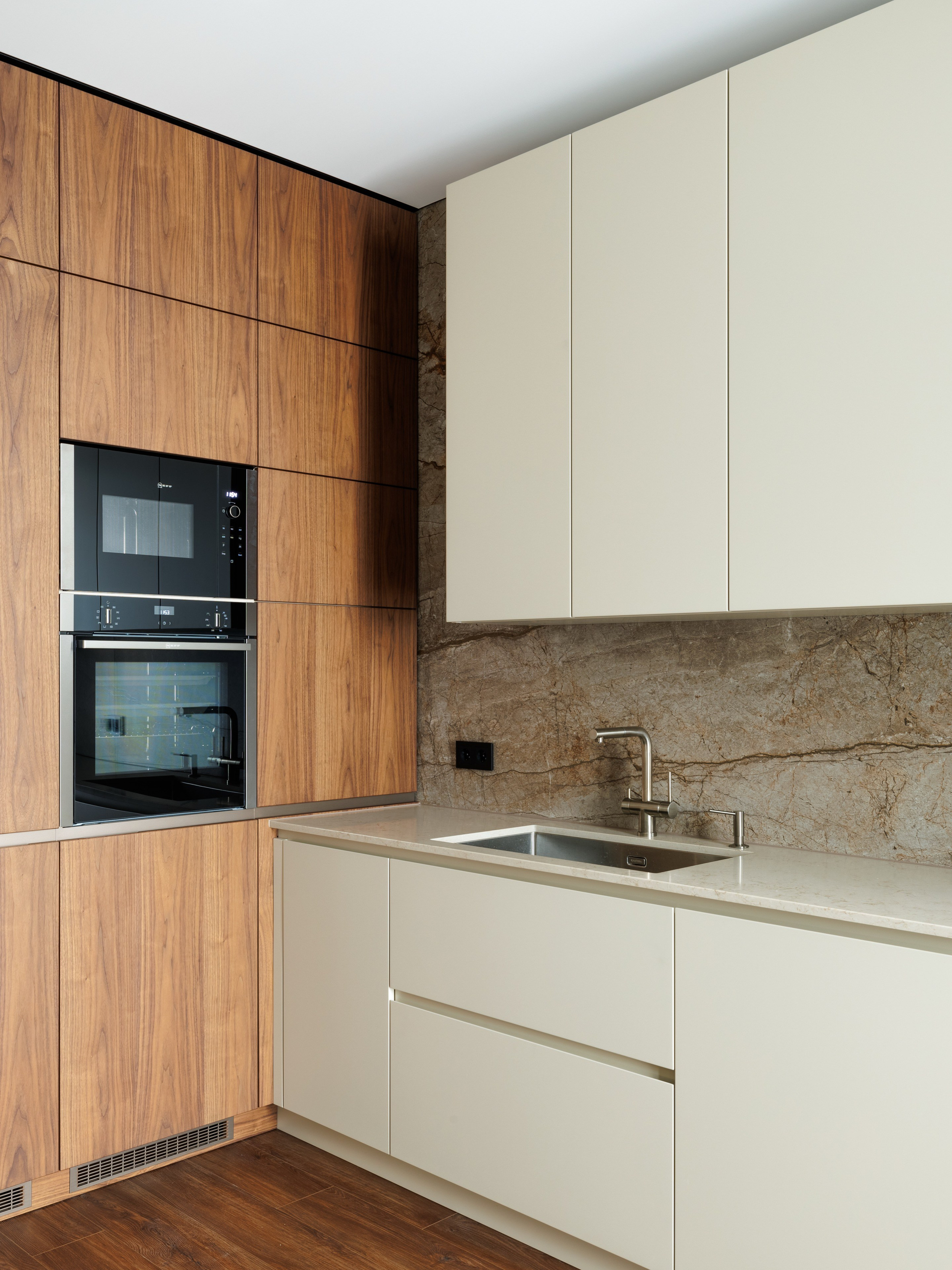 Interior photos of a 70 sq.m apartment in the Dynasty residential complex. Commercial photographer | Anton Ermakov