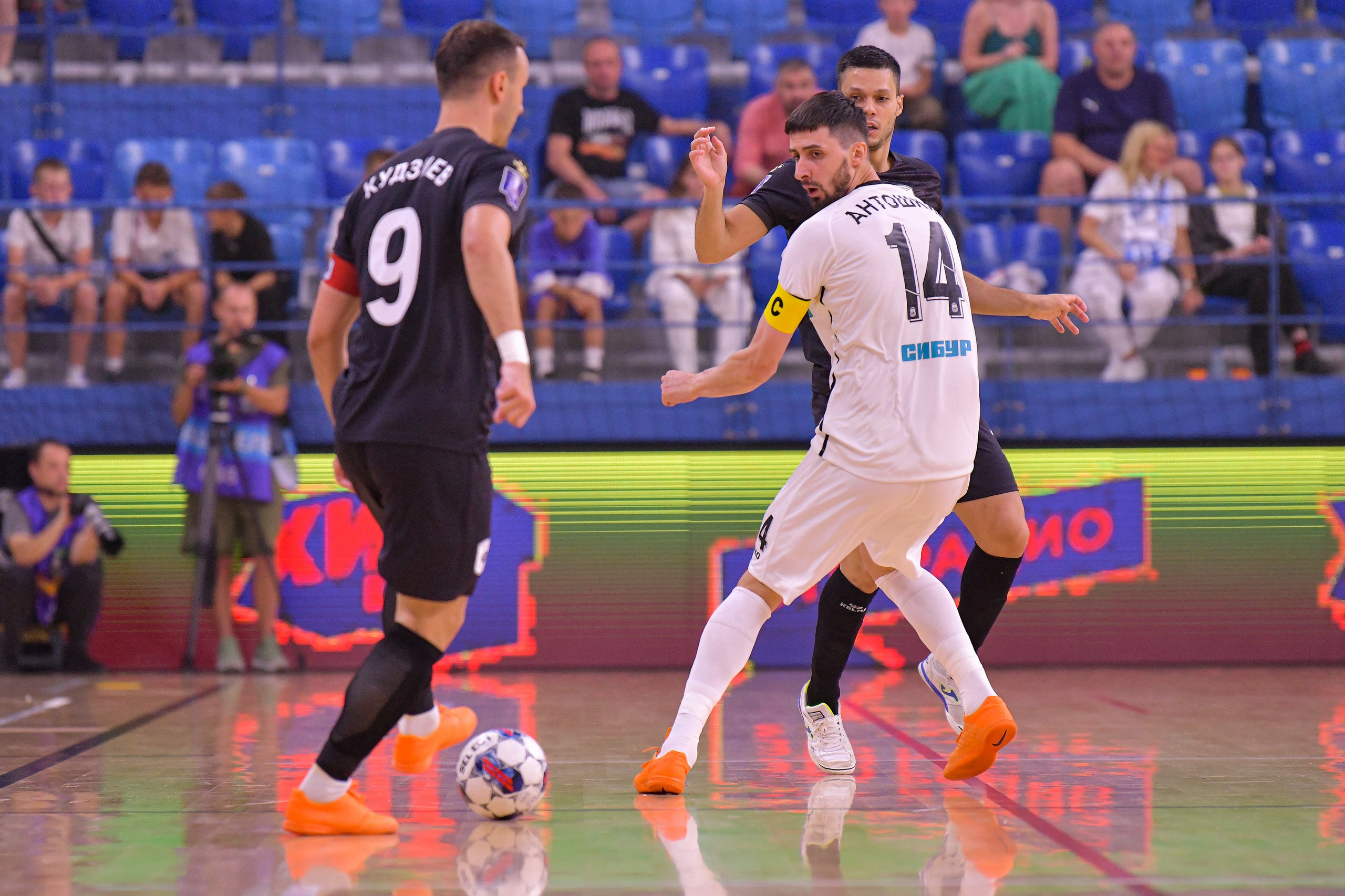 Winline Суперкубок России по футзалу 2024/25 МФК «Норильский никель» vs МФК «Тюмень». Полуфинал 24.08.2024 ВА «Динамо», г. Москва. Свой взгляд через объектив