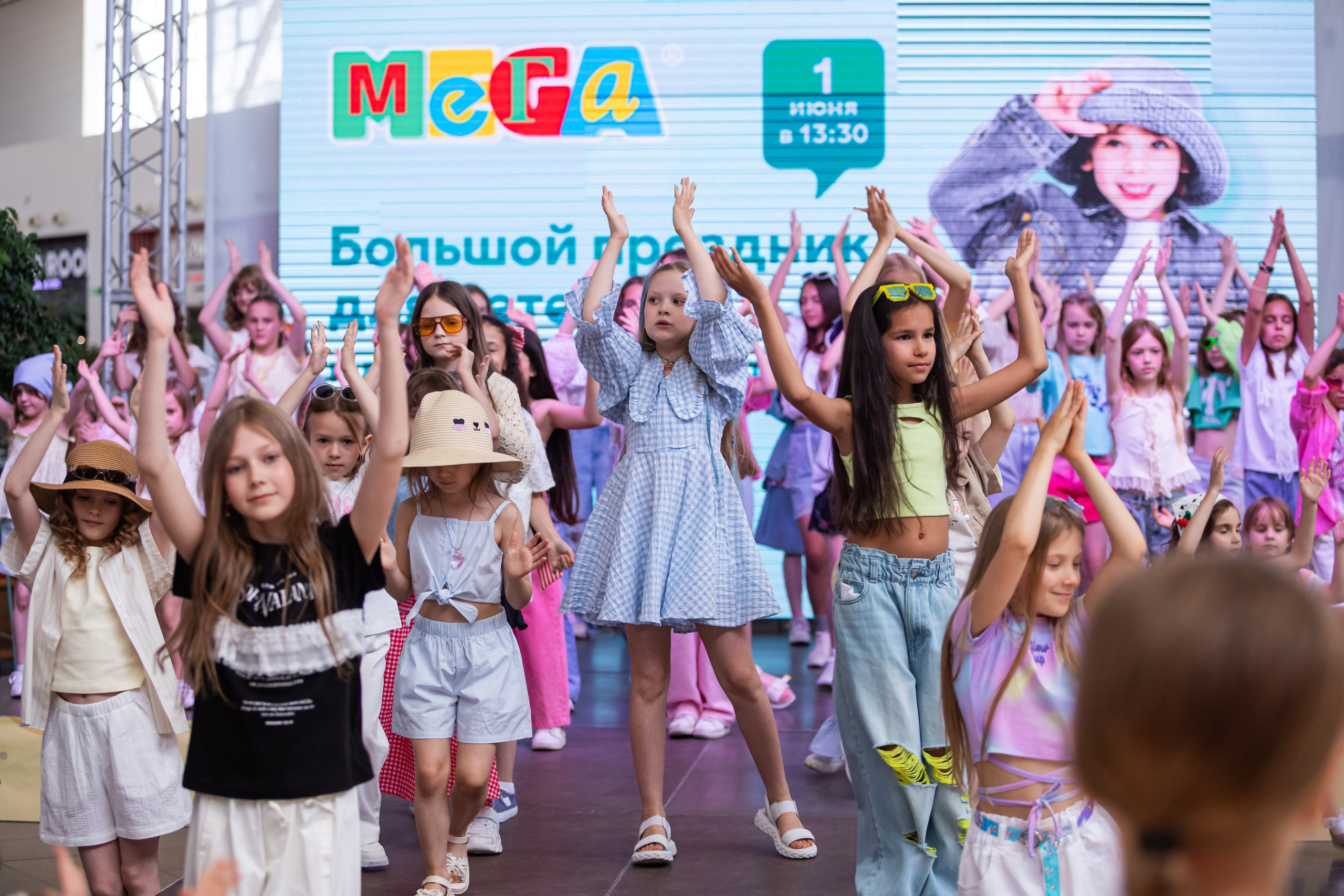 Детский показ мод. Анна Мальцева | Фотограф в Новосибирске