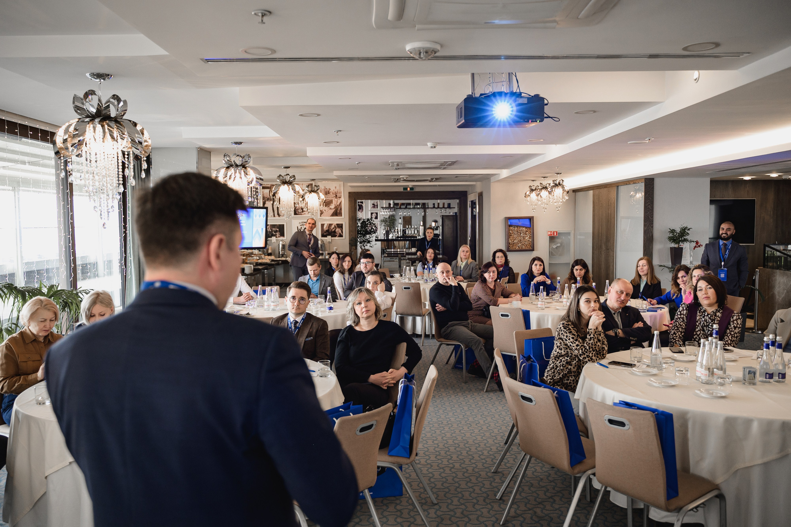 Газпромбанк. Бизнес завтрак. Свадебный фотограф в Новосибирске Алена Цизман