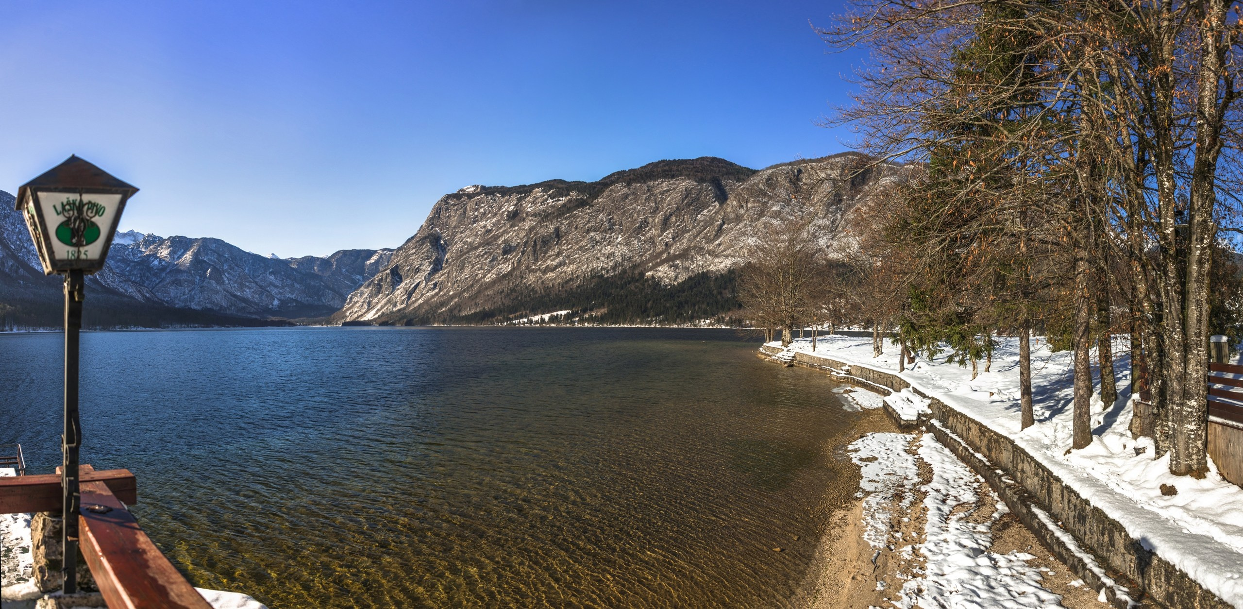 Озеро Бохинь. Фотограф Лара Кучина