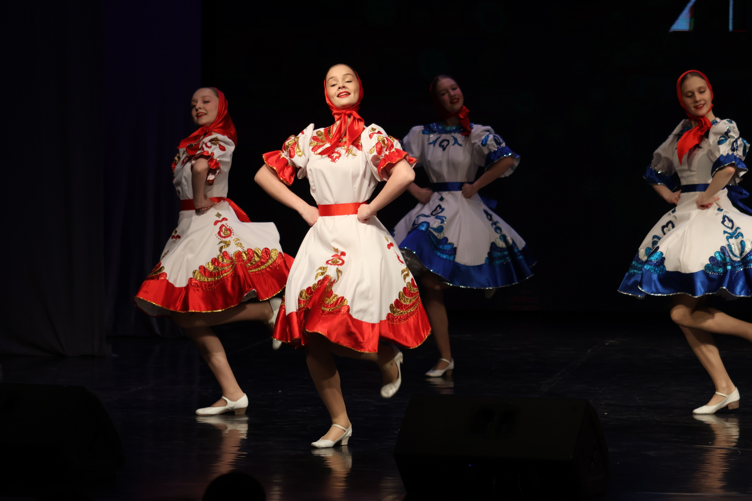 13 апреля, г. Томск. Золотое яблочко