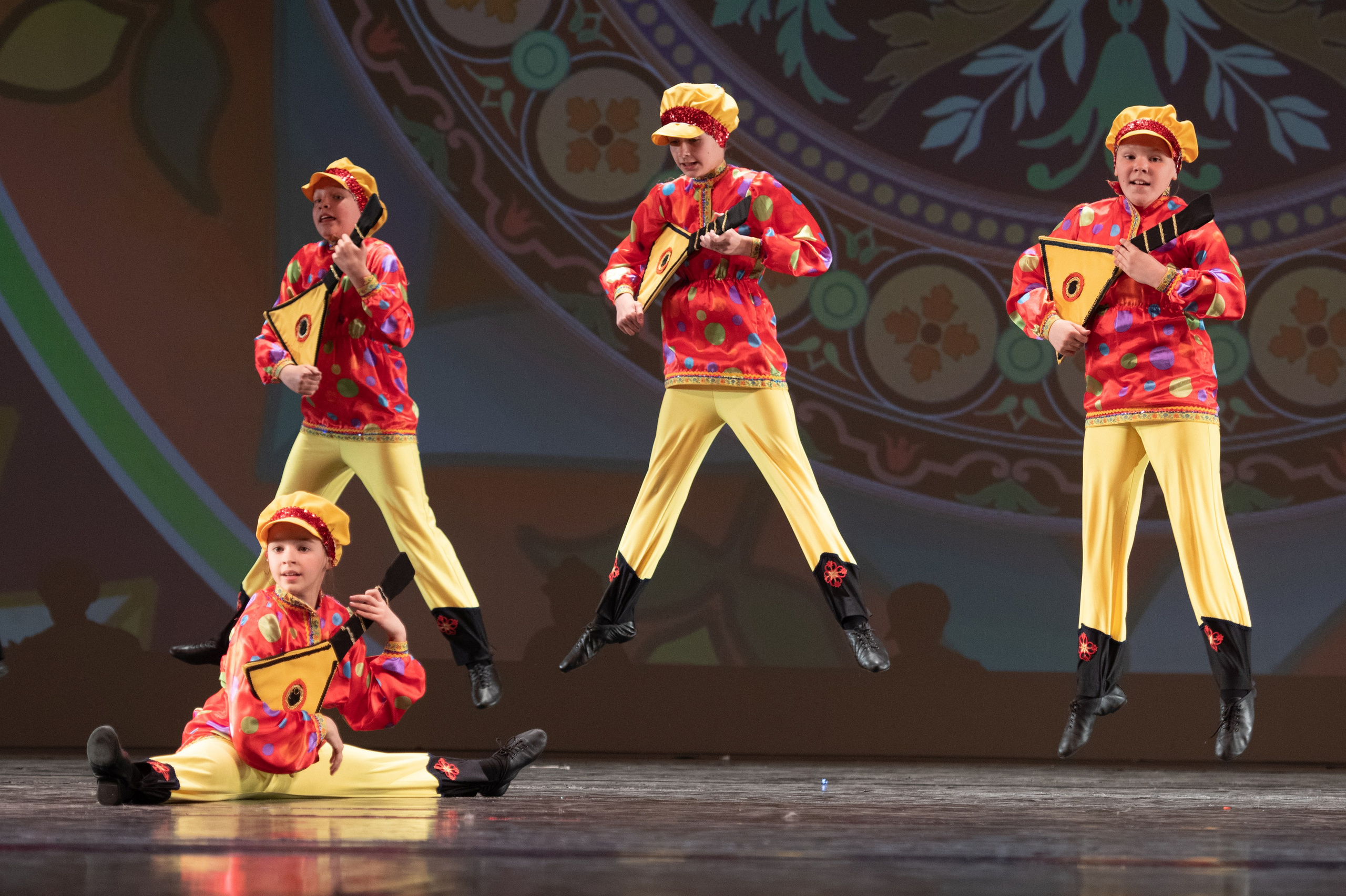 15 сентября, концерт БКЗ. Золотое яблочко