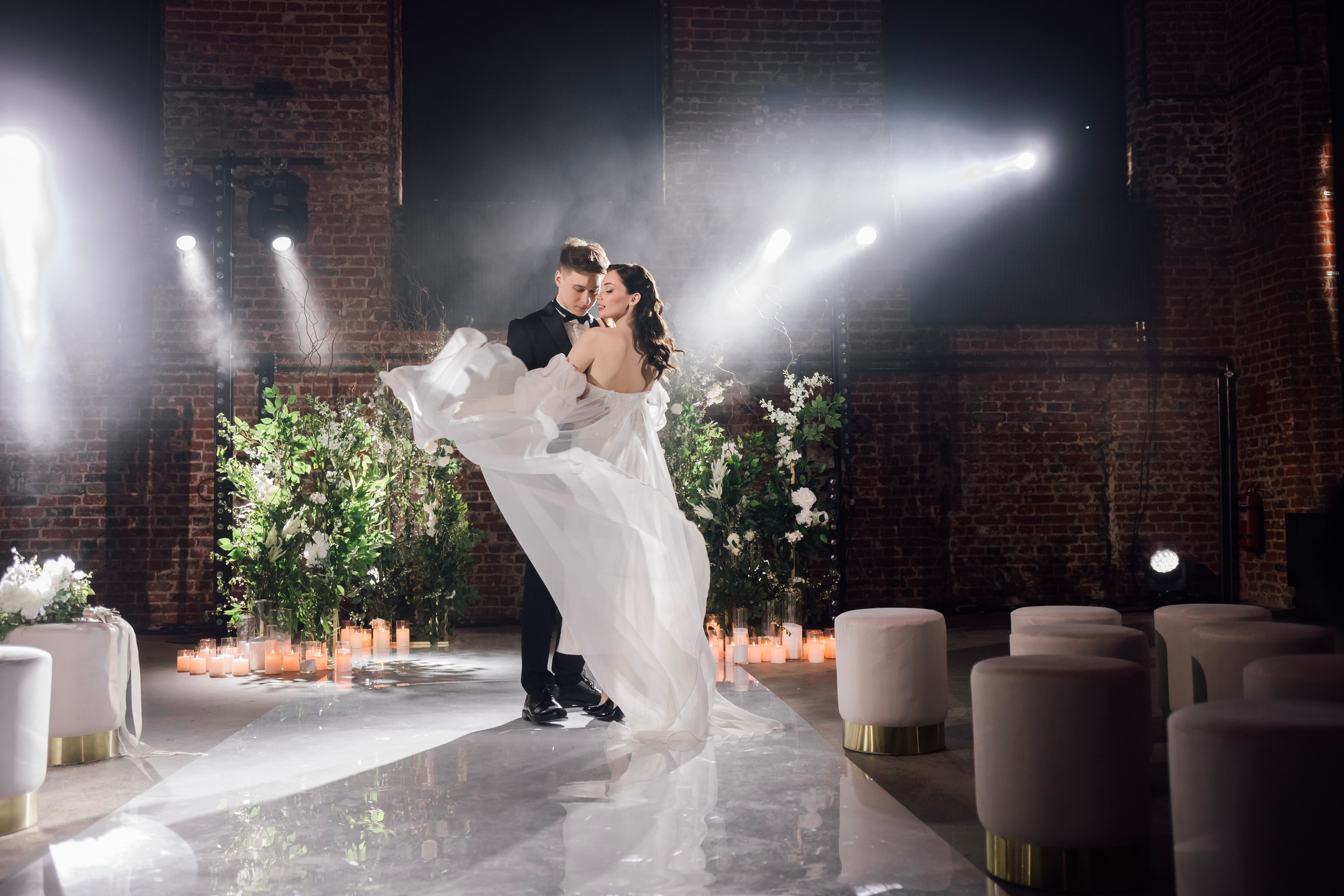 Мария и Алексей. Лофт. Свадебный и семейный фотограф в Москве Евгения Лисина