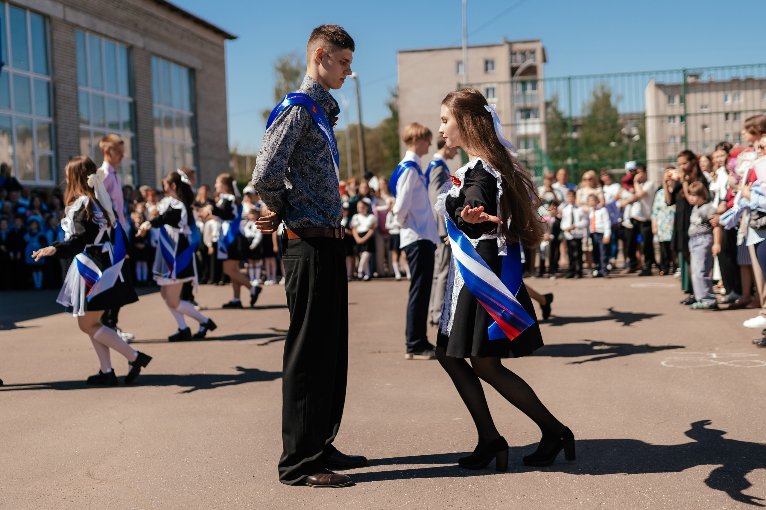 Последний звонок 11 класс. Фотограф Торопец Кристина Абрамова Kanwellia photography