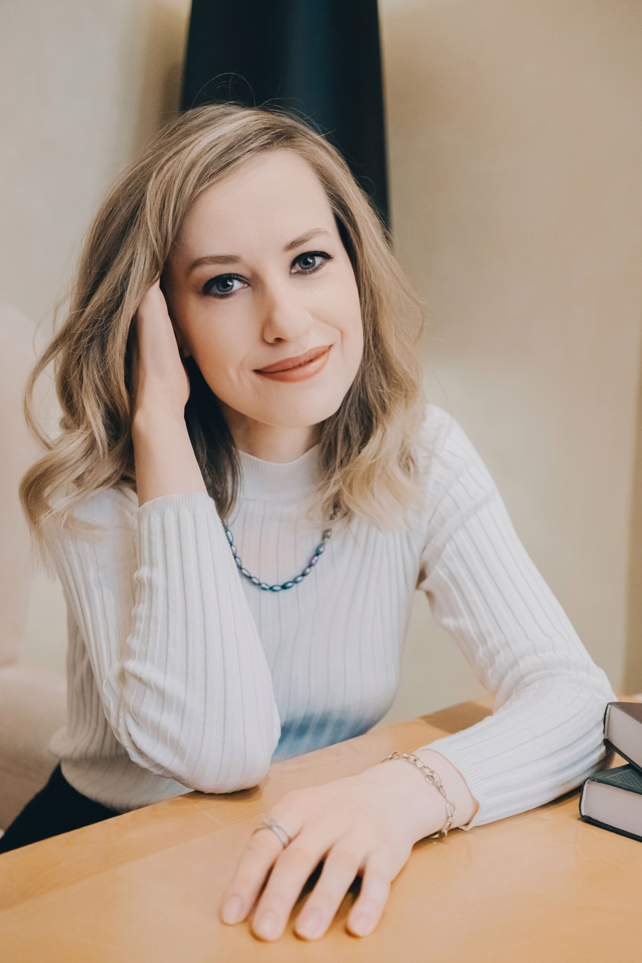 Контент съёмка для психолога. Фотограф в Иркутске Анна Мирошникова