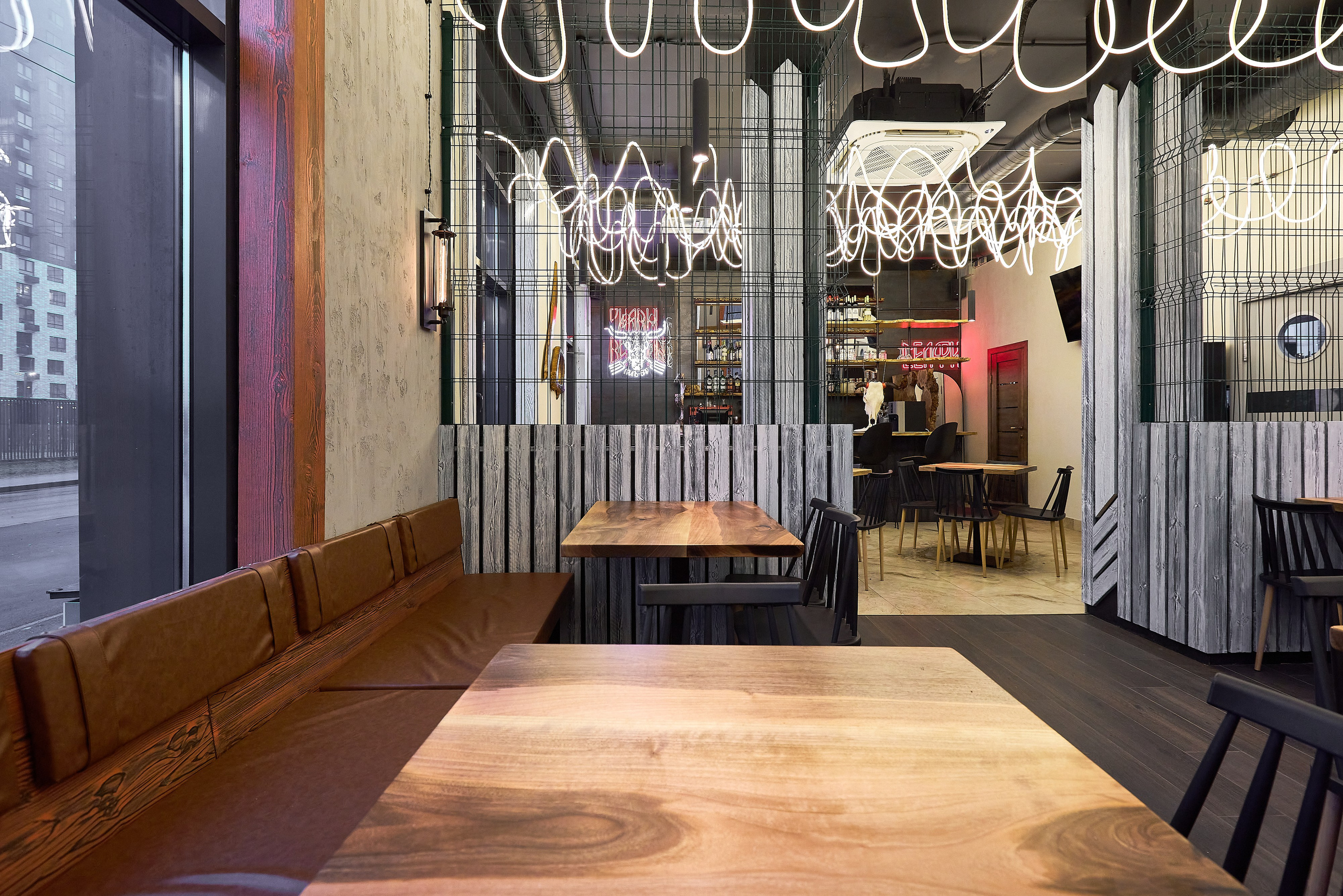 Гриль-бар Ржавые вилы. Фотограф Анастасия Леонтьева Санкт-Петербург