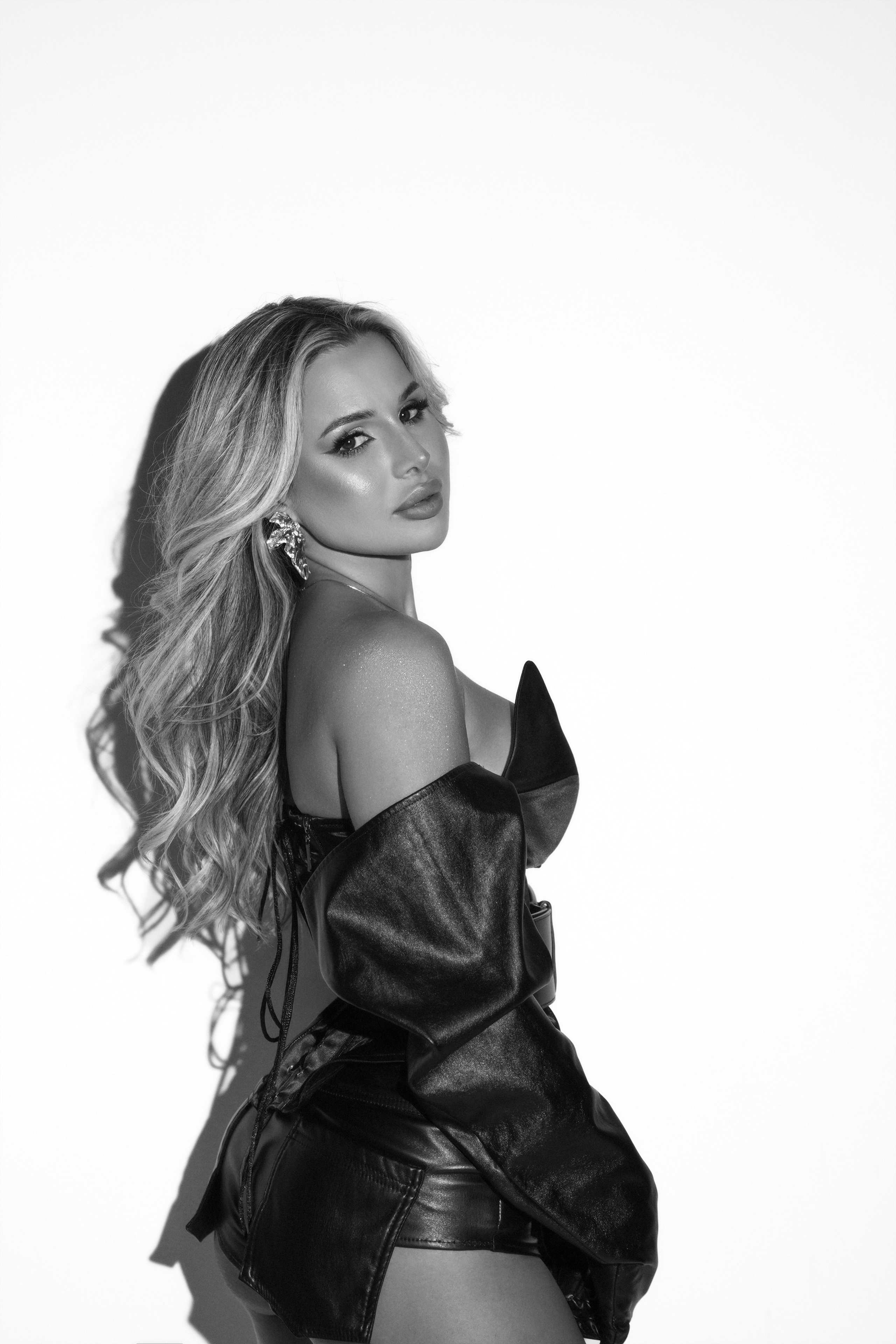 Юлиана Fuji. Ann.dkn