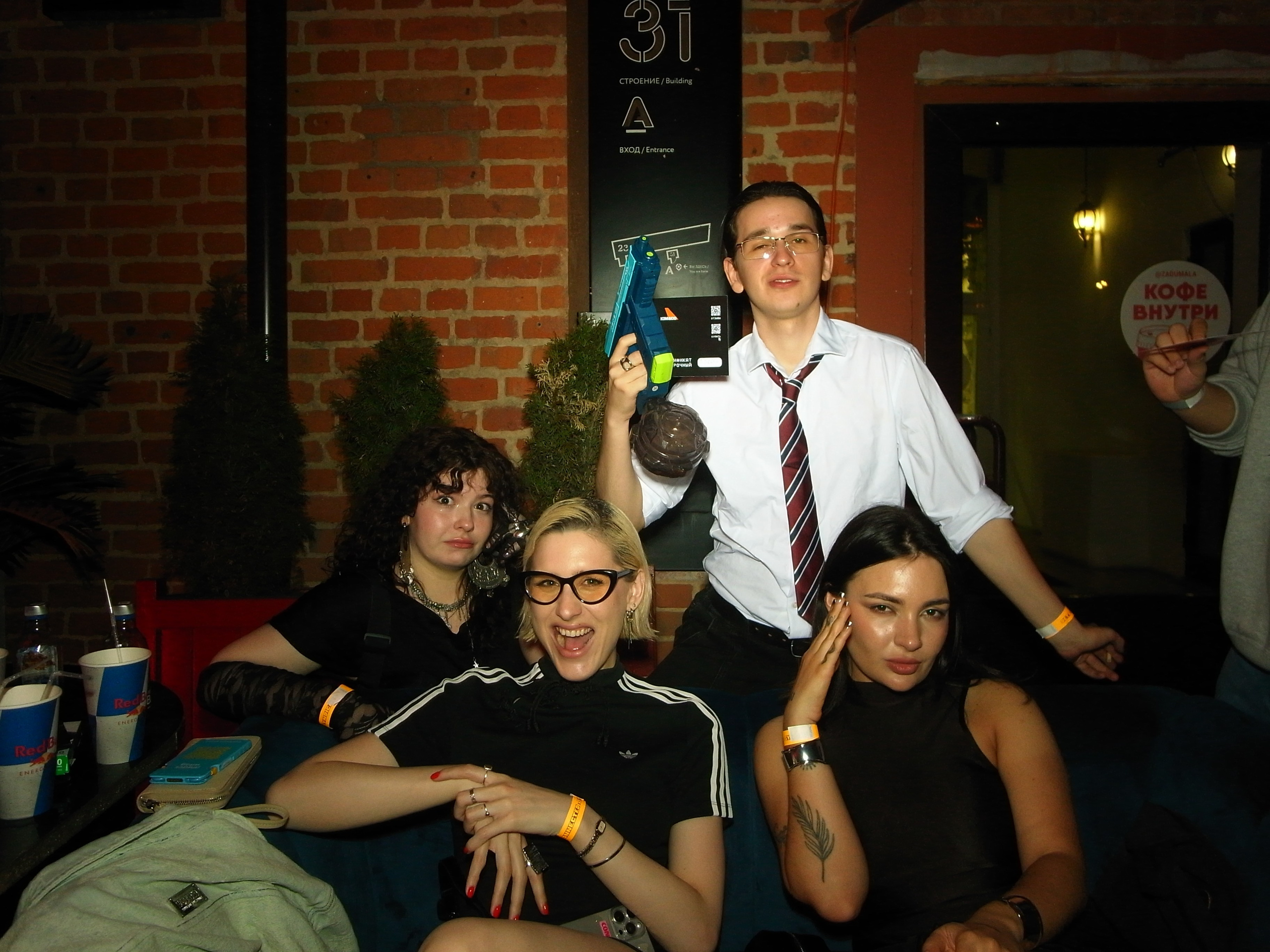 LASKI — CONNECTED x DETI. TENZO | Креативный продюсер / Арт-директор