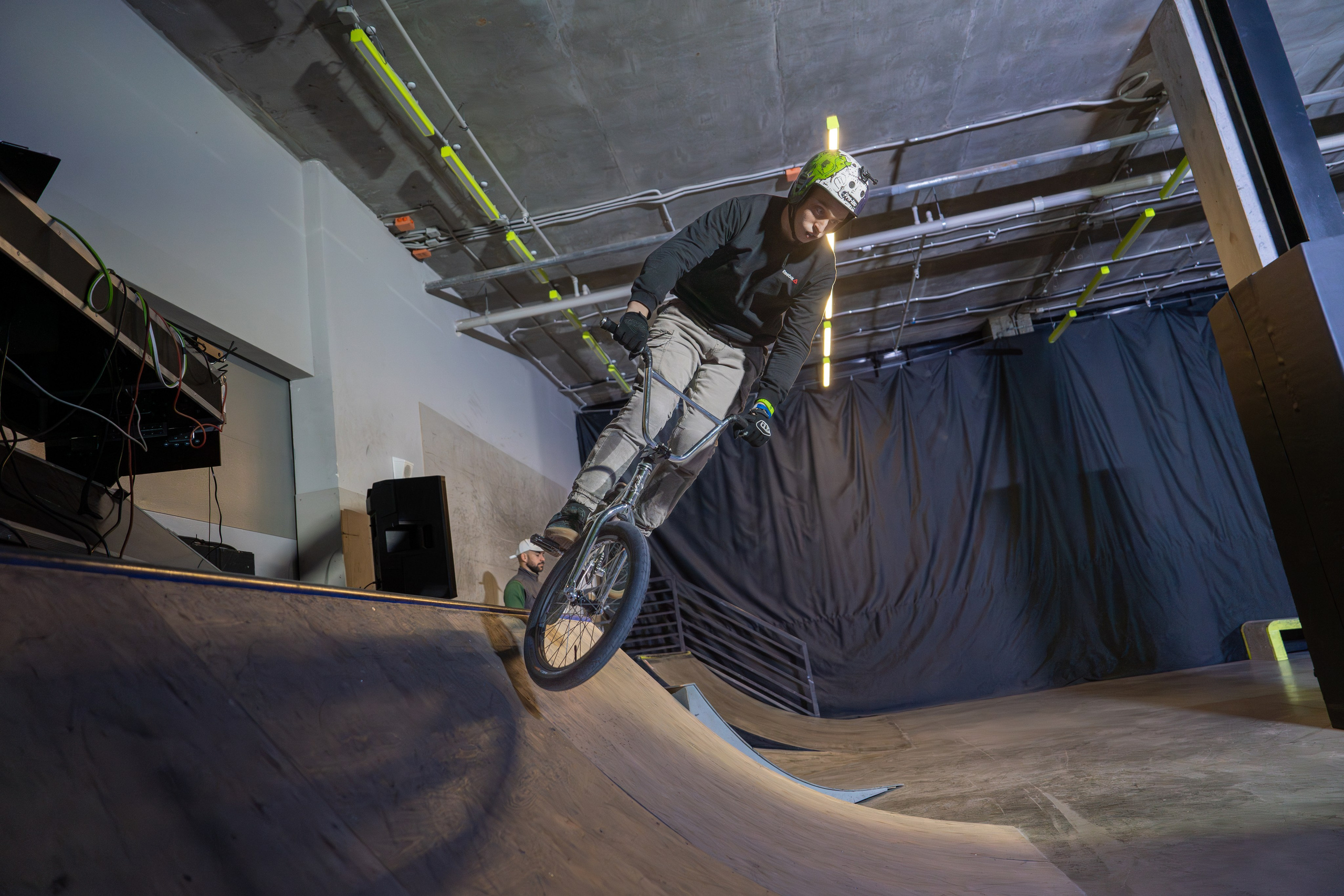 URAM Park. Ночная смена. г. Казань. 26.02.25. Евгений | Спорт Фото в Татарстане