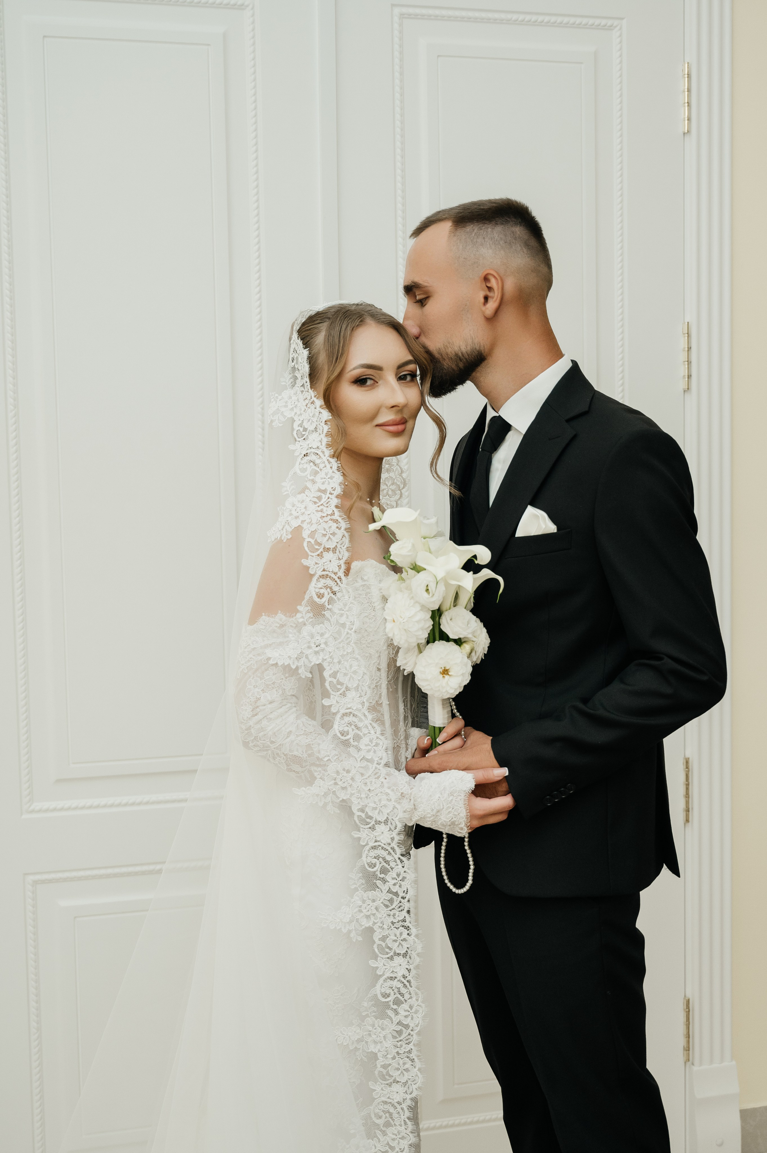 Виктор и Валерия (загс). Свадебный и семейный фотограф в Краснодаре Алина Мельник