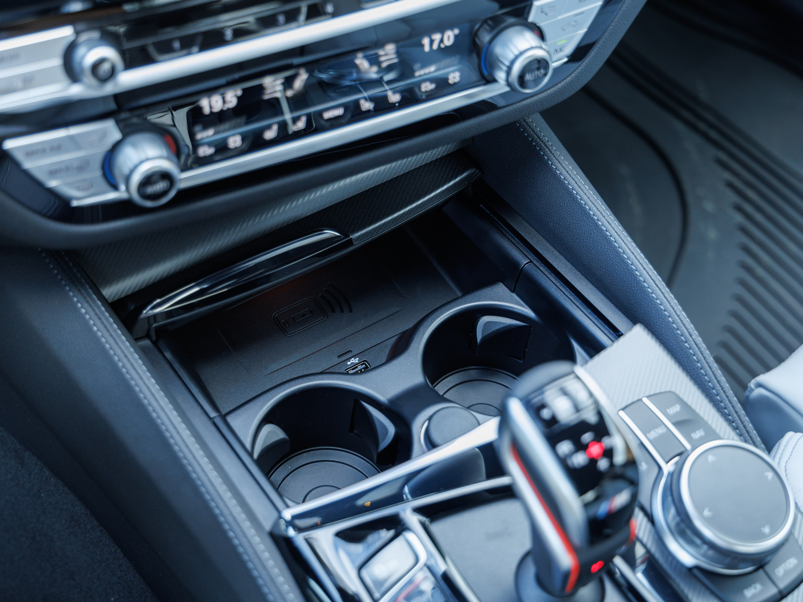 BMW M5 F90. Продюсер Оператор Фотограф Москва | borisprophoto