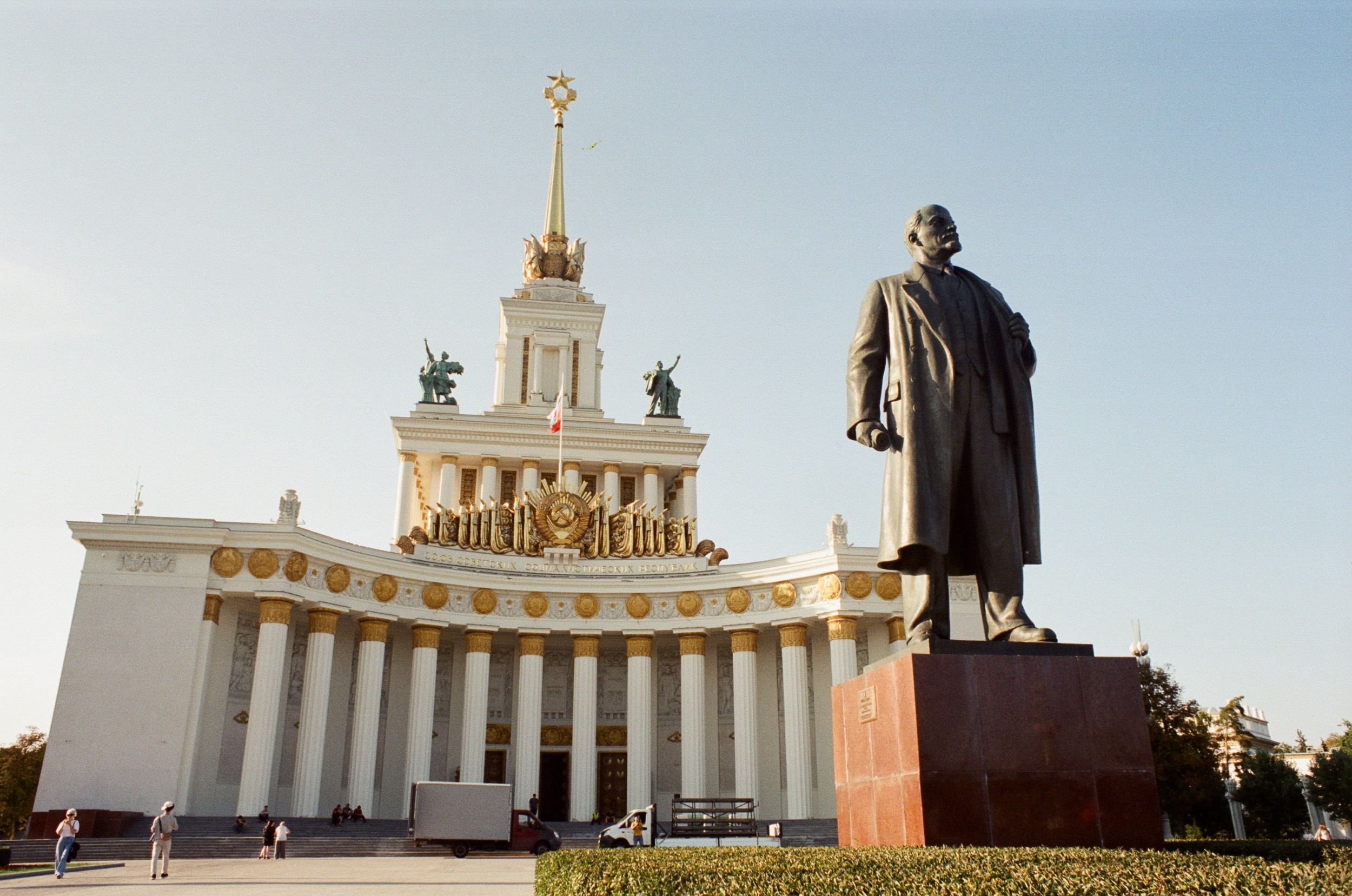 Динамика и лица столицы России. Портретный и репортажный фотограф. Мыльников Илья