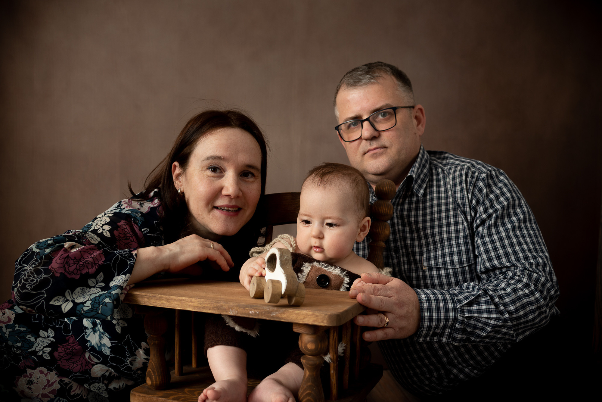 Малыш Крепыш Михаил мама Гузель Шкварчук. Фотограф новорожденных в Нижневартовске Лара Курдюкова