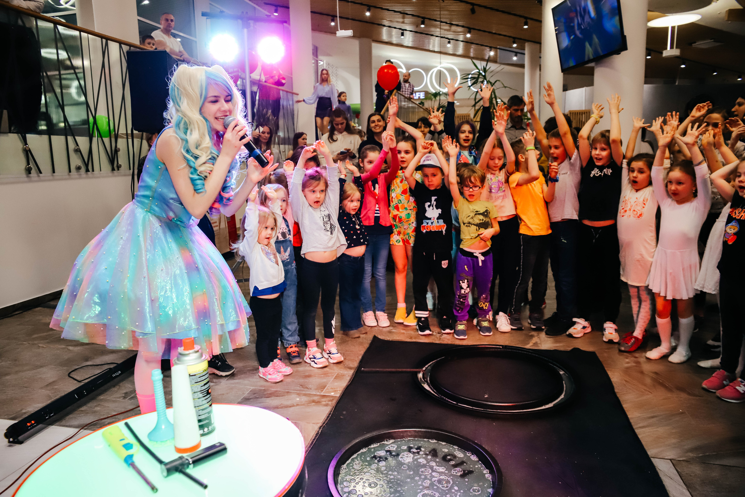 День рождения фитнес-клуба «Олимпик Стар». Портретный и лайфстайл фотограф в Москве Катерина Медведева