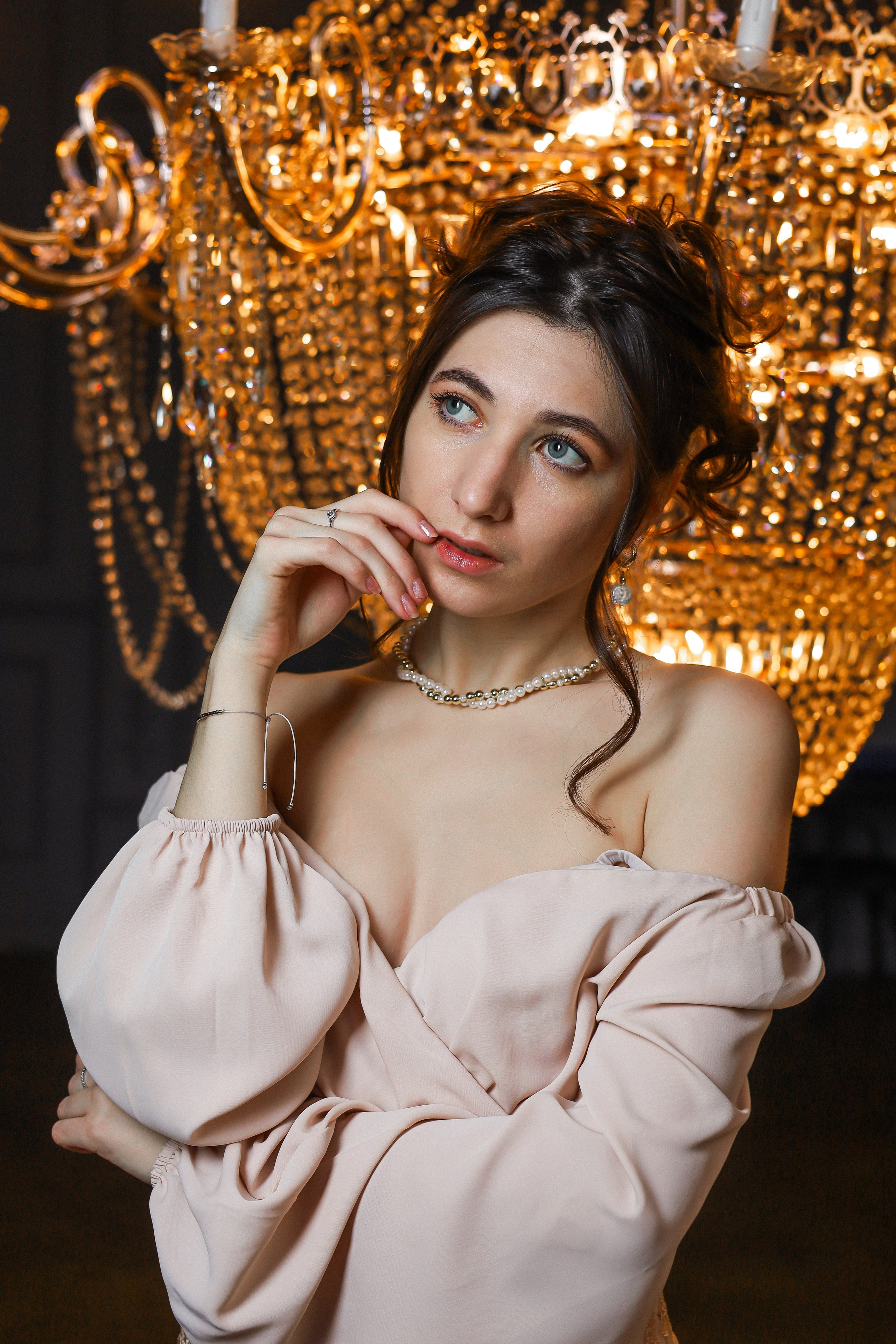 Арина. Фотограф и видеограф для бизнеса, экспертов и мероприятий в Москве