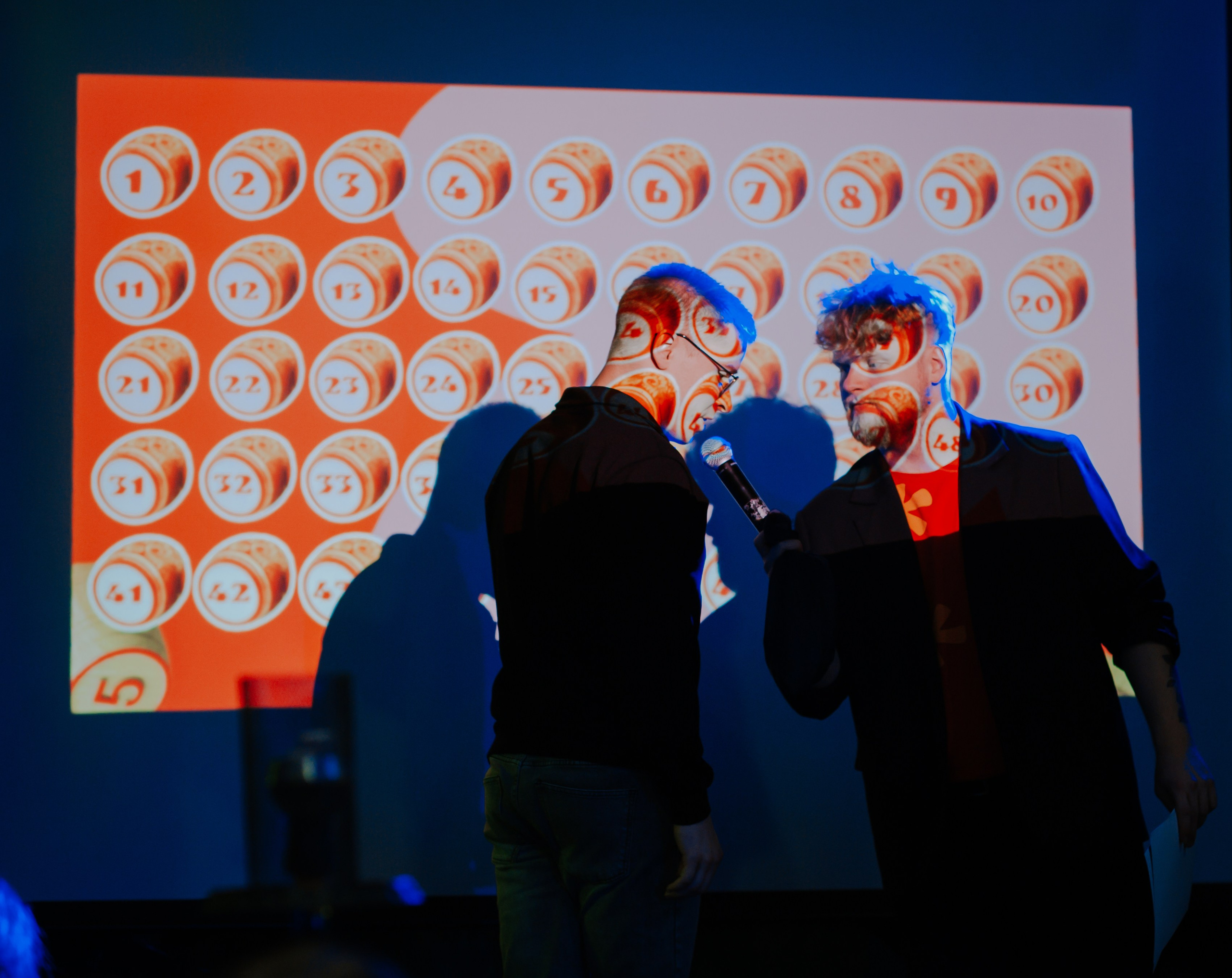 Музыкальное лото в баре Groodki. Портретный и лайфстайл фотограф в Санкт-Петербурге