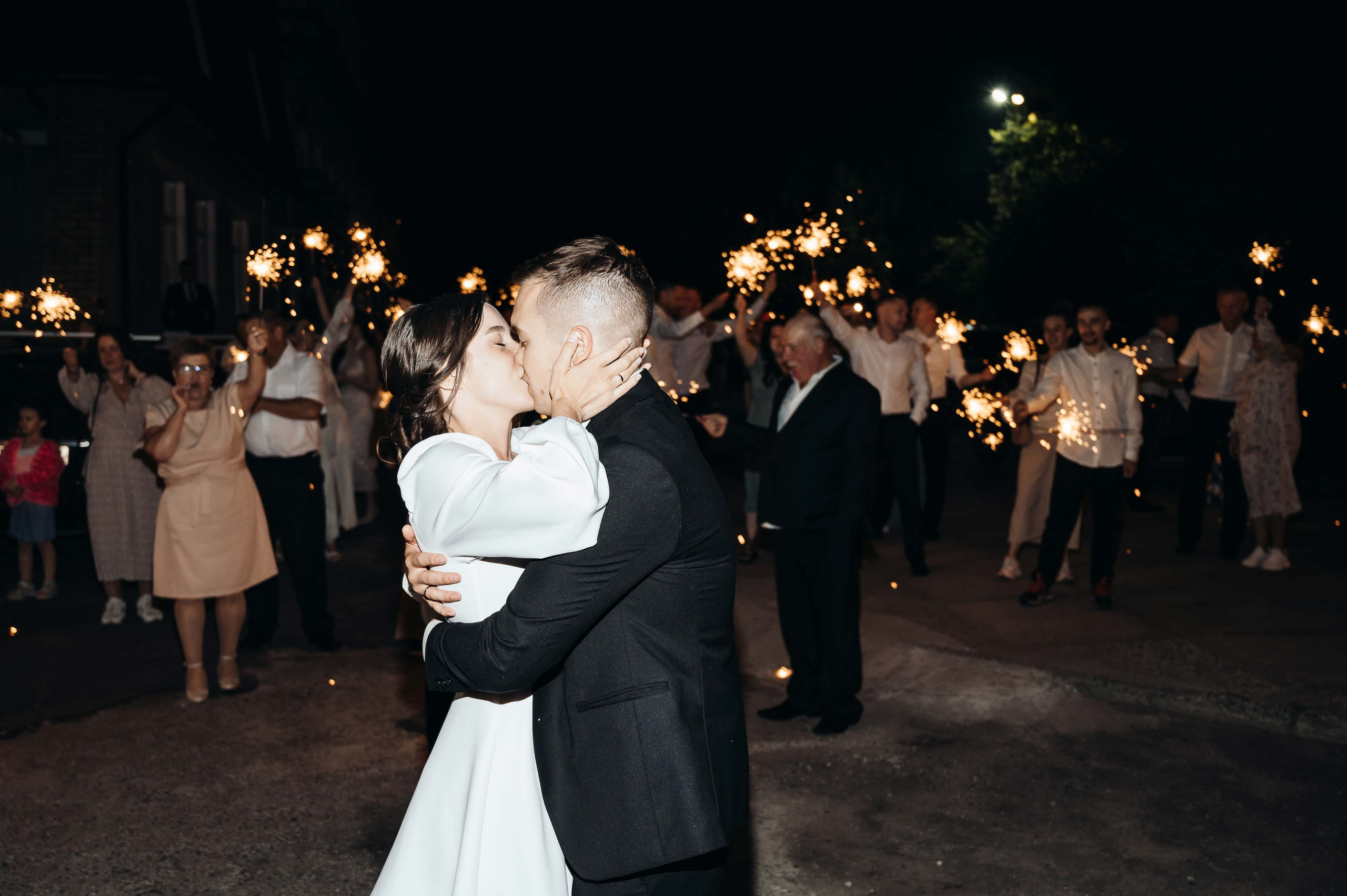 Совместные сборы в отеле. Свадебный и семейный фотограф в Котласе Никита Попов