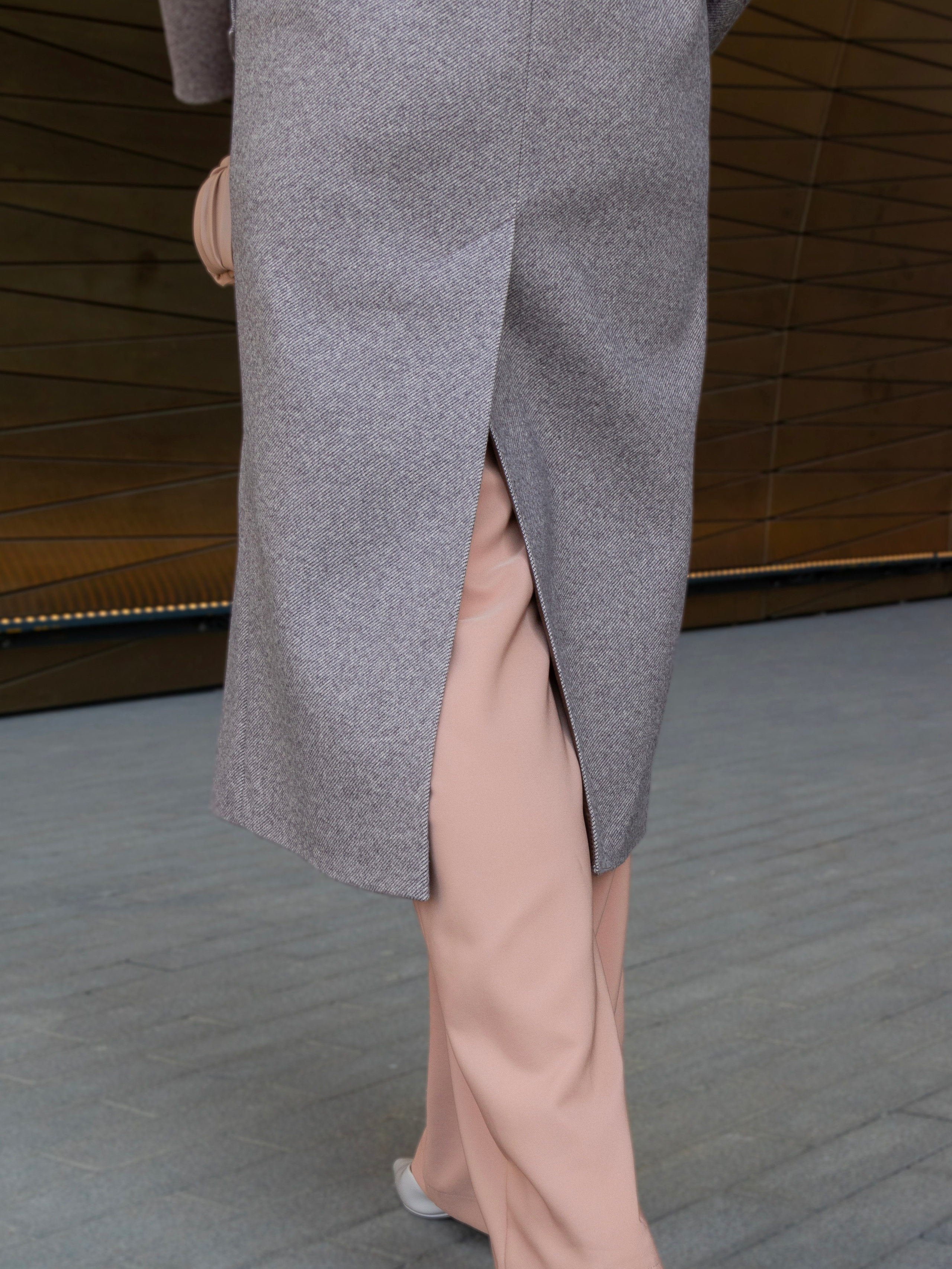 Пальто. Фотостудия для Wildberries Ozon