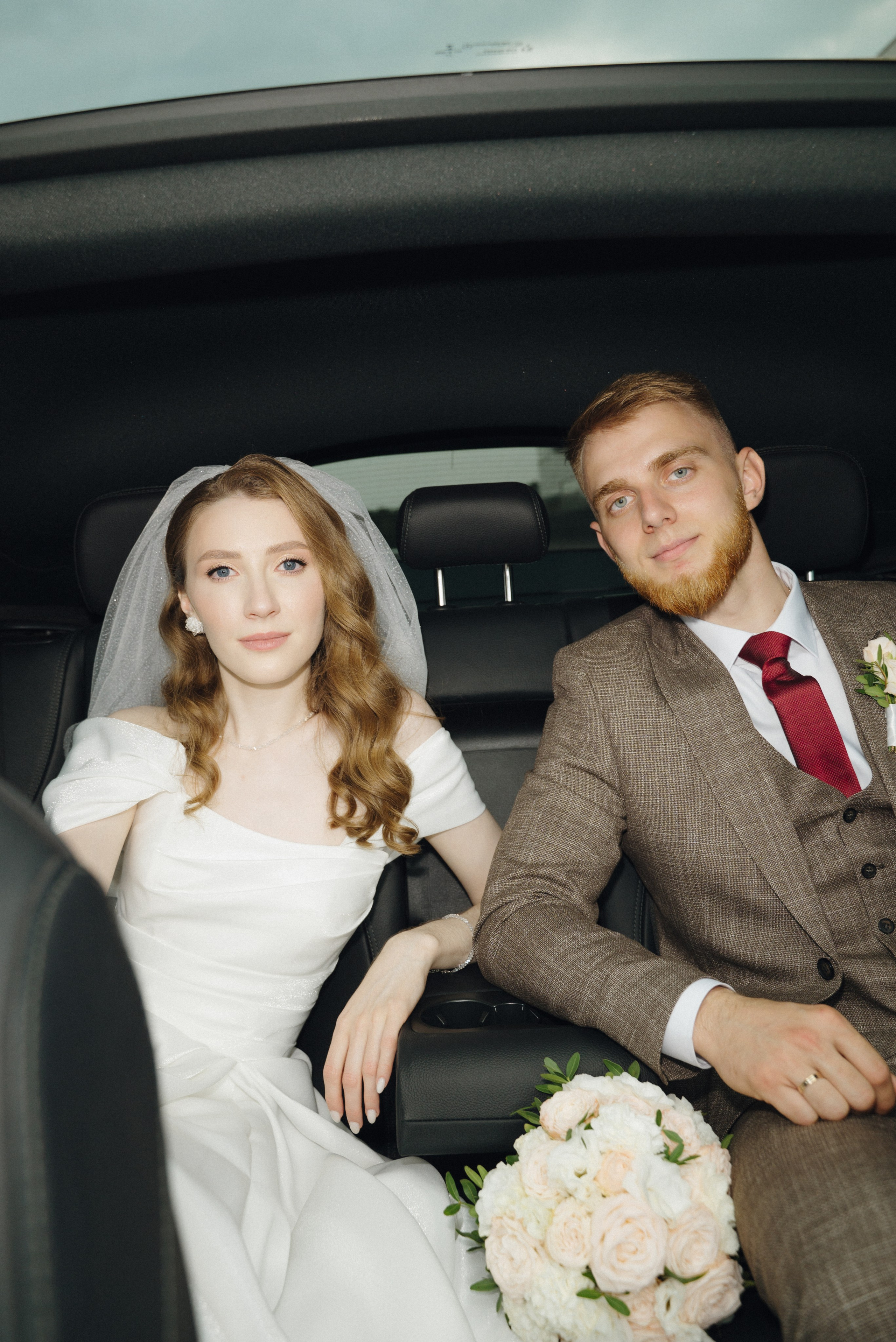 Елена и Артём. Репортажный и свадебный фотограф в Сургуте