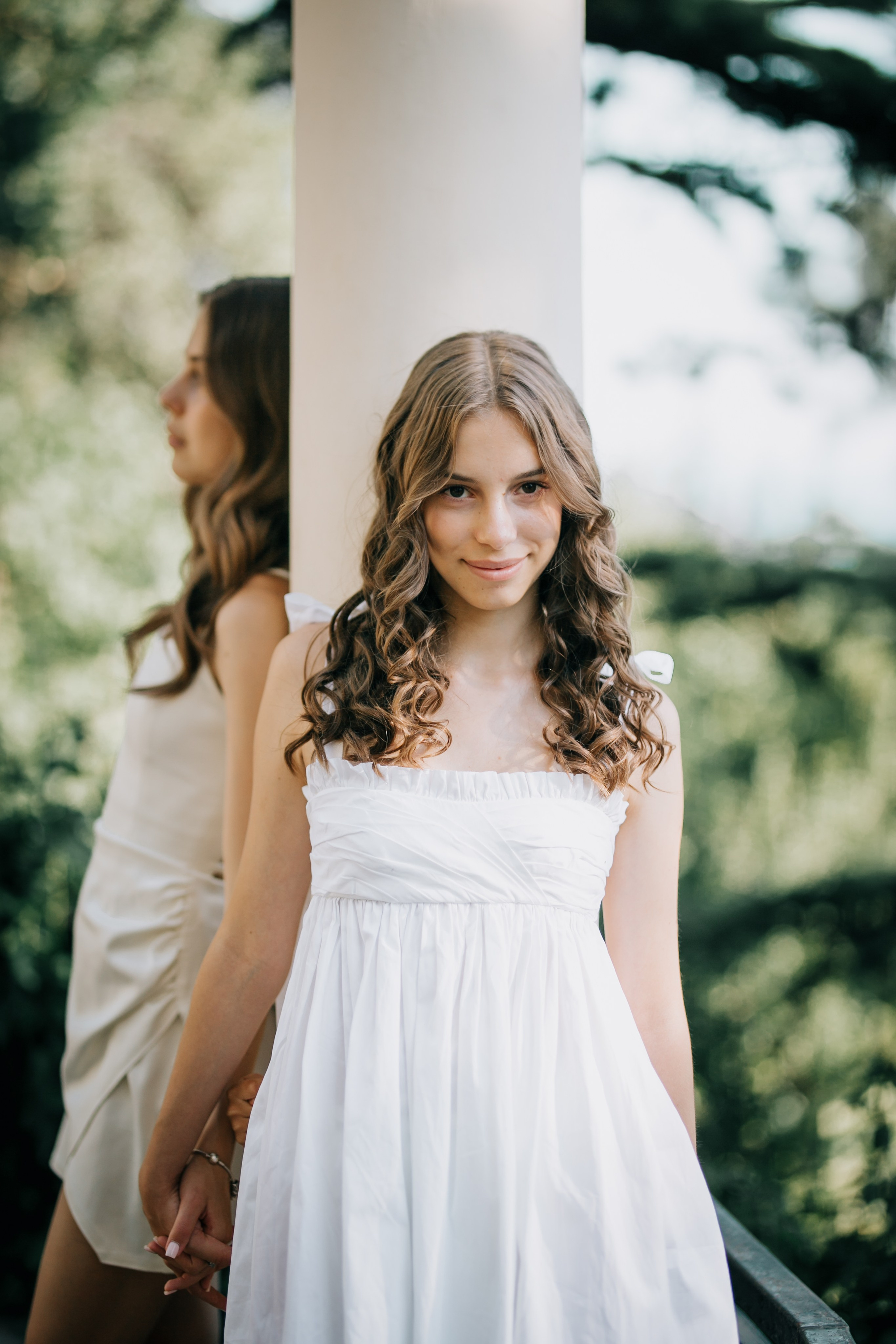 Сестры. Никитский ботанический сад. Фотограф в Крыму