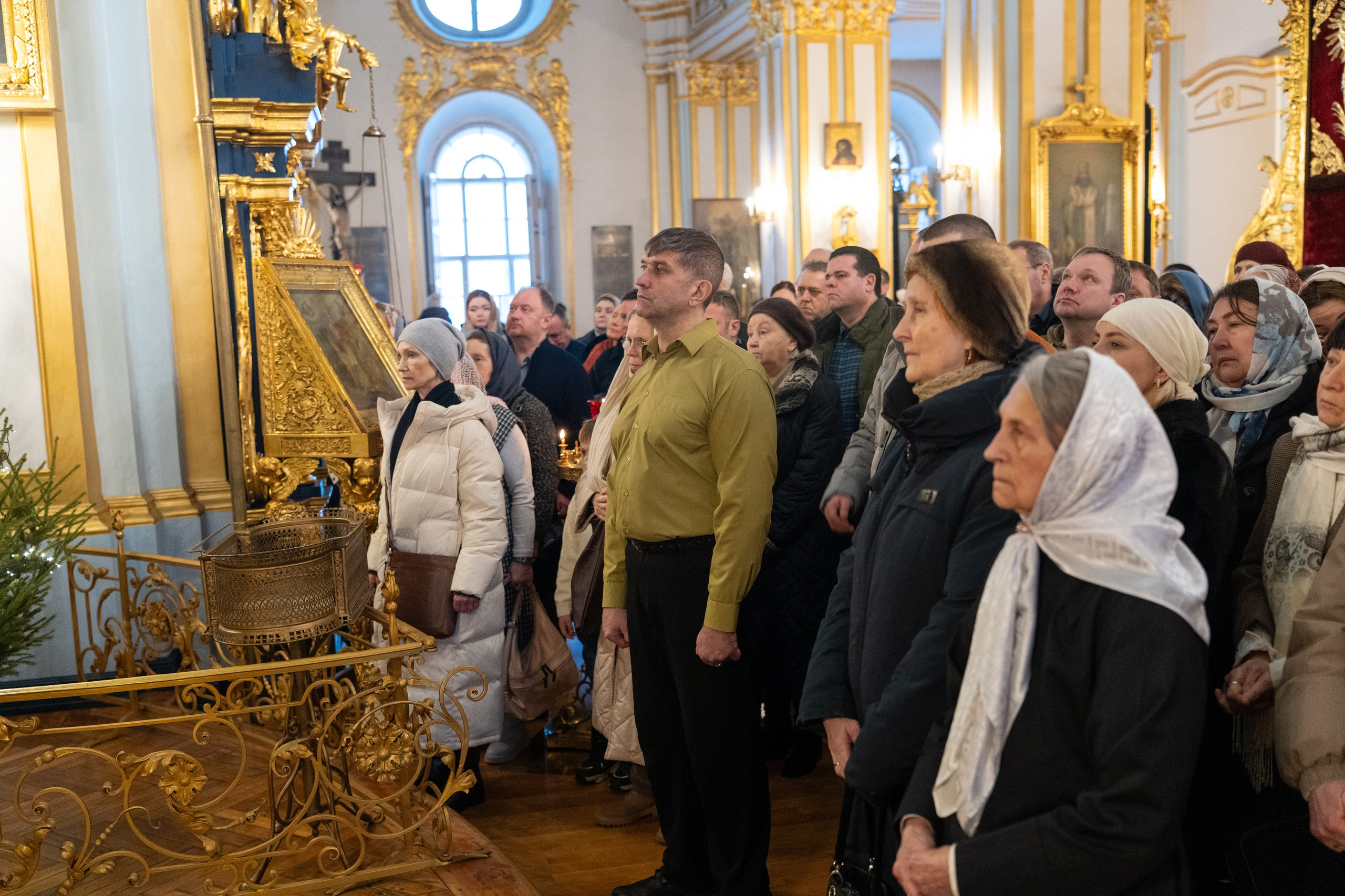 Неделя 30-я по Пятидесятнице, пред Рождеством Христовым, святых отец. Предпразднство Рождества Христова. Вмц. Анастасии Узорешительницы. НИКОЛО-БОГОЯВЛЕНСКИЙ МОРСКОЙ СОБОР