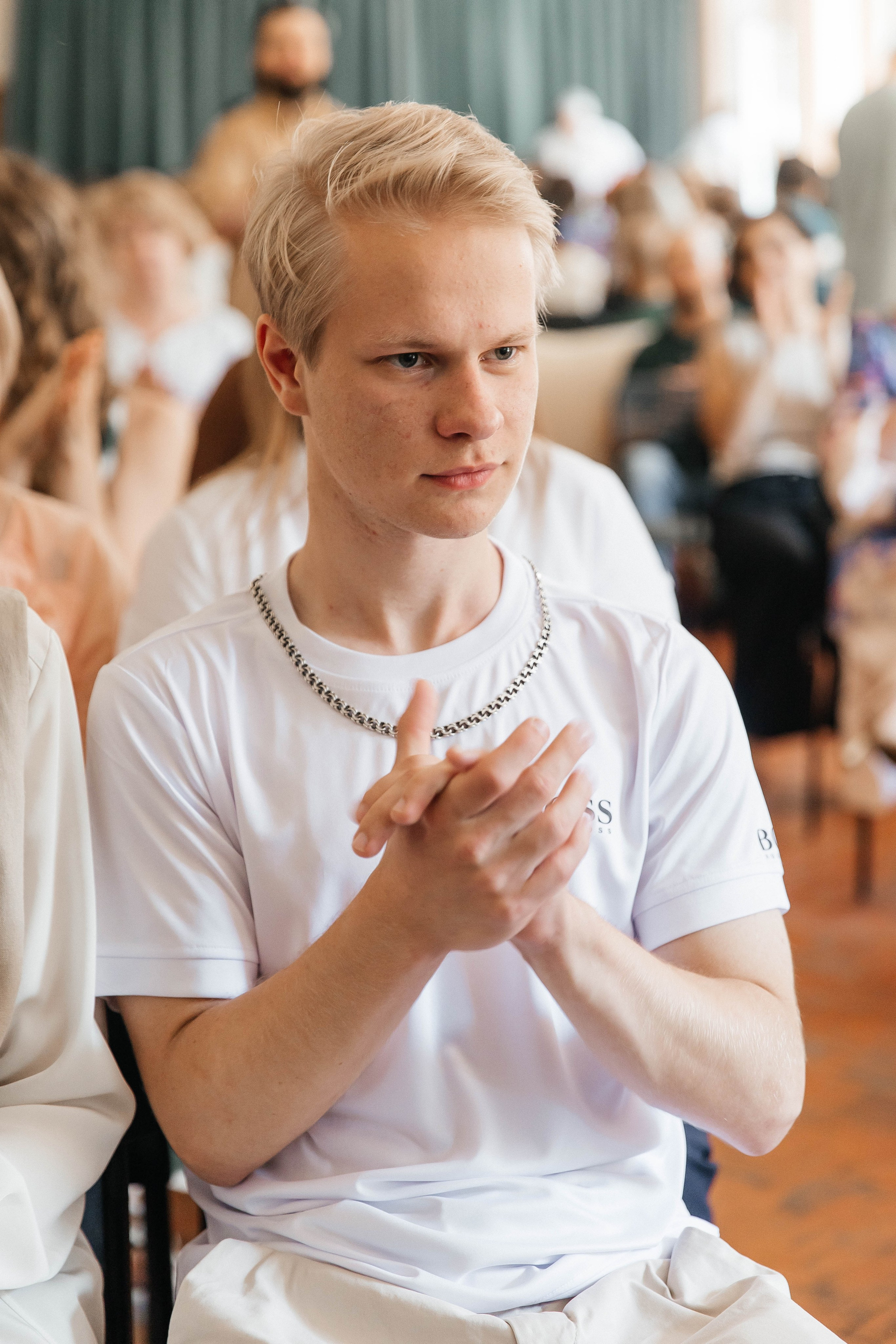 Гимназия Пеленг. _Carpe diem_