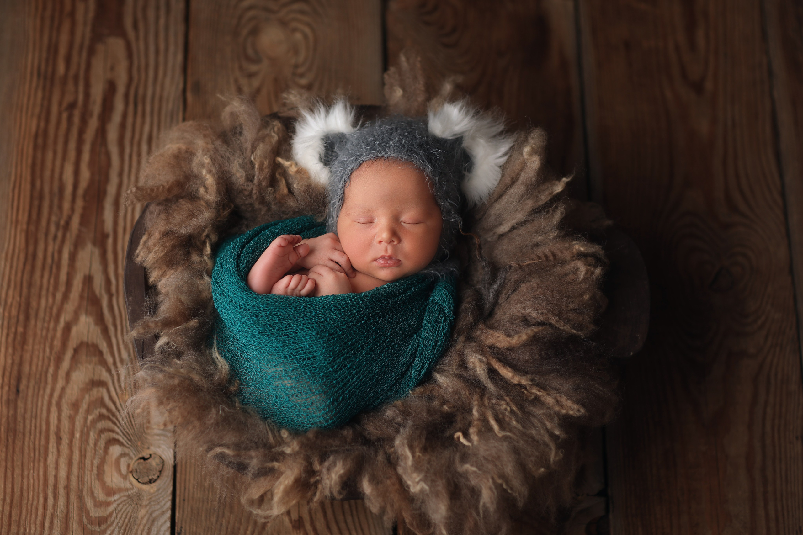 PH @anna_molodykh_newborn.almaty. Retoucher Aleksmokh