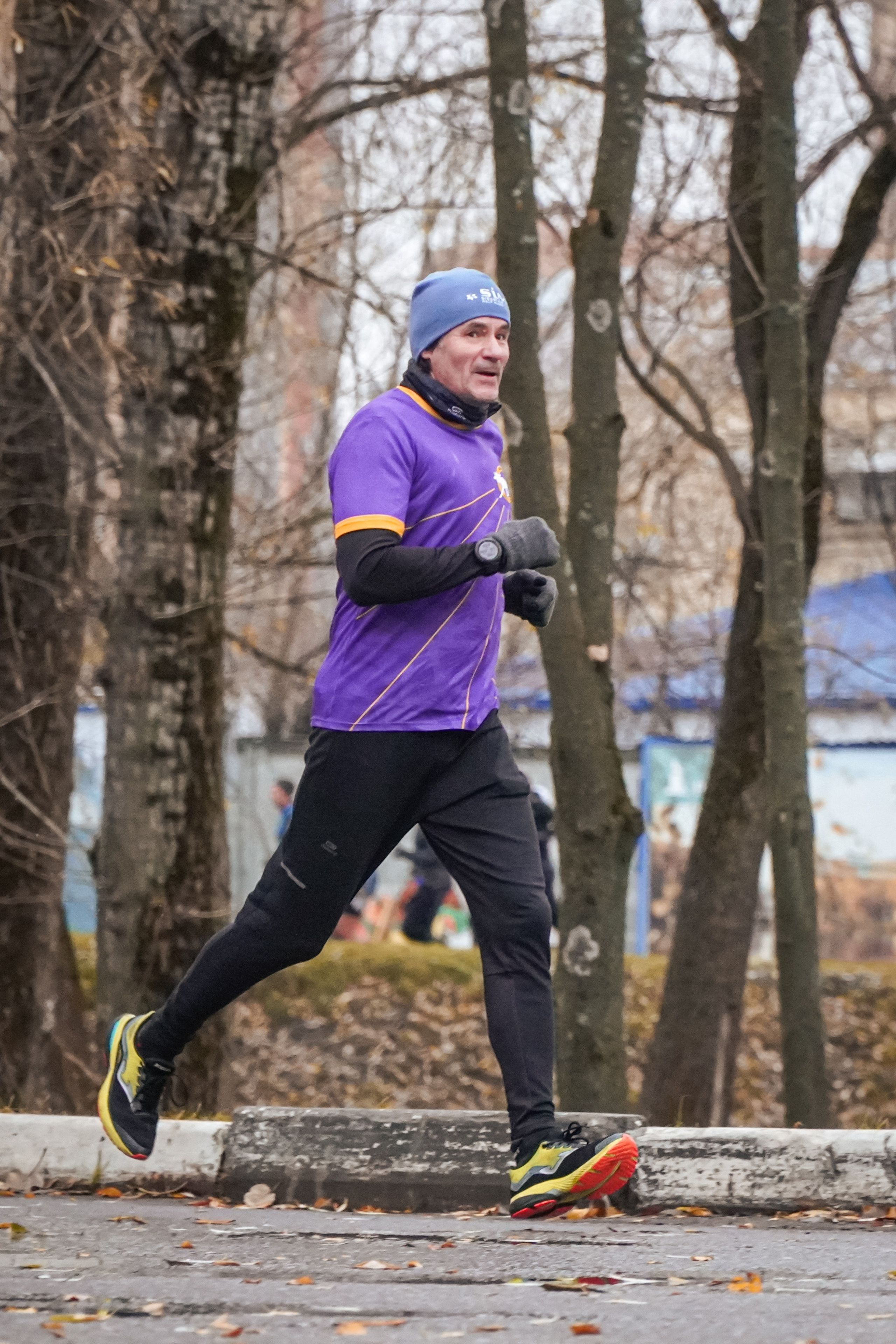 5 вёрст Реутов 16.11.2024. Роман Капилюшов. Бег. Фото. Видео. г. Люберцы