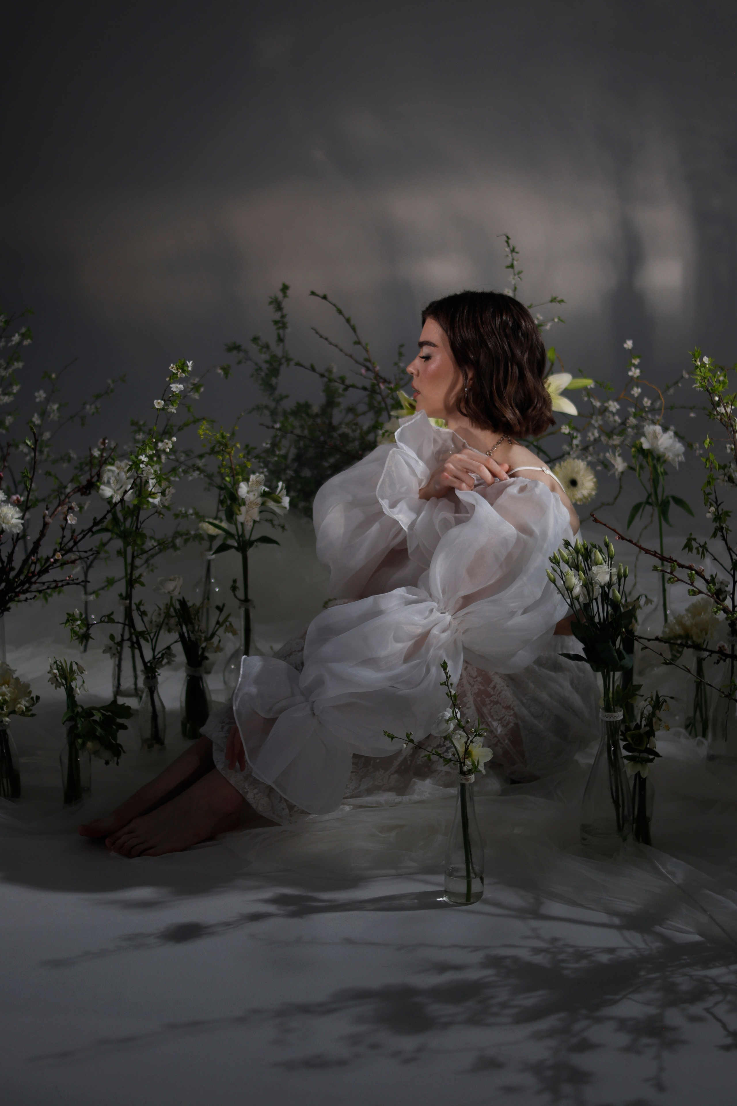 Фотосессии в студии. Я — фотограф, который помогает запечатлеть самые важные моменты вашей жизни!