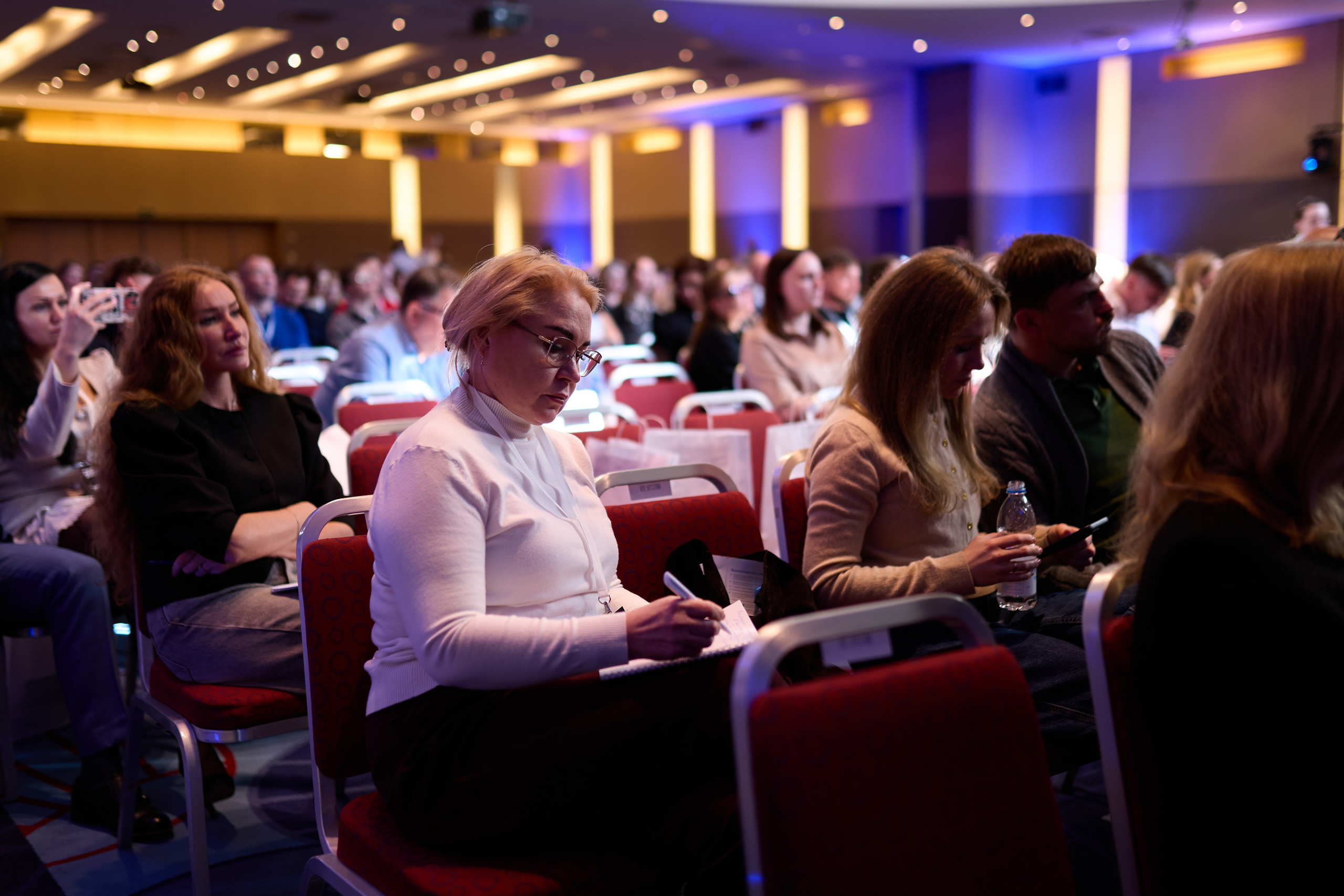 Форум «Точки Роста» — Бизнес-форум в СПБ. Репортажный фотограф в Санкт-Петербурге — Федор Борисов | Съемка мероприятий