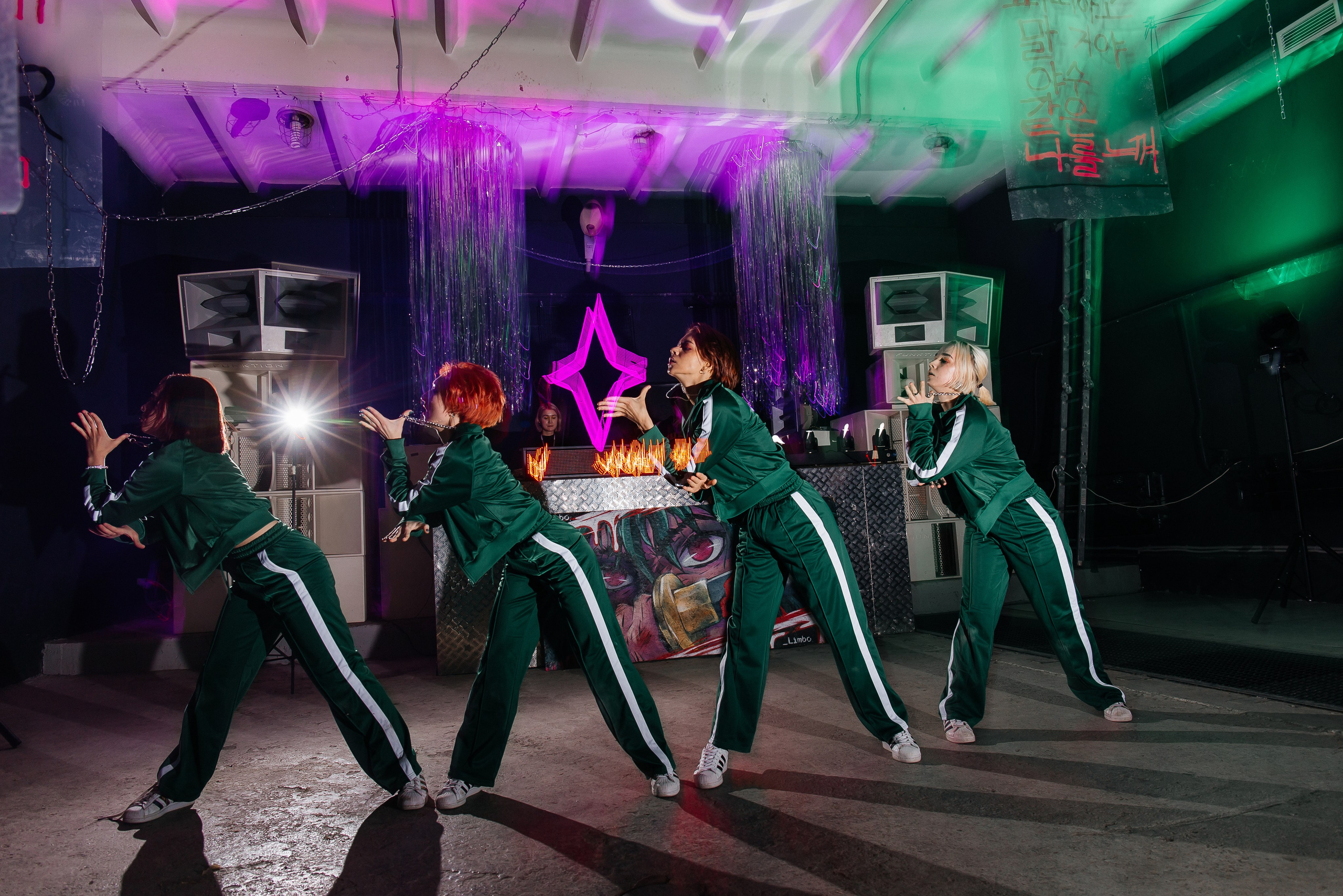 Cyberpunk K-POP Party. Свадебный и портретный фотограф в Новосибирске Любовь Исакова