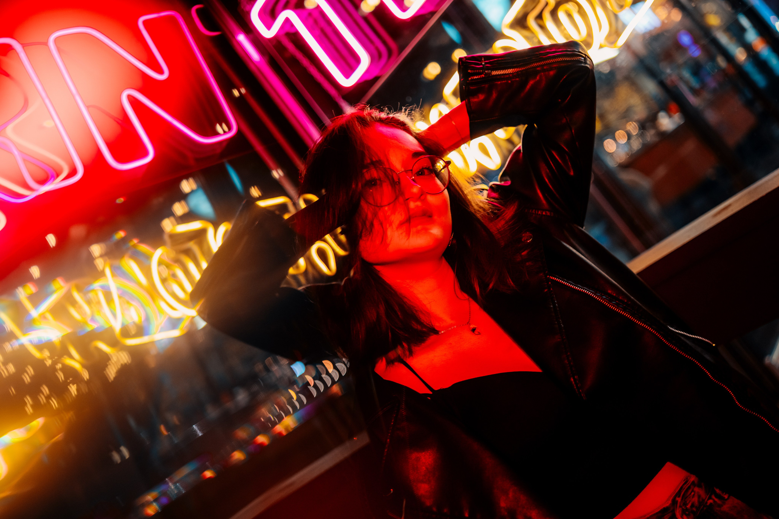 Юля | Палитра неоновых огней. Felixtones