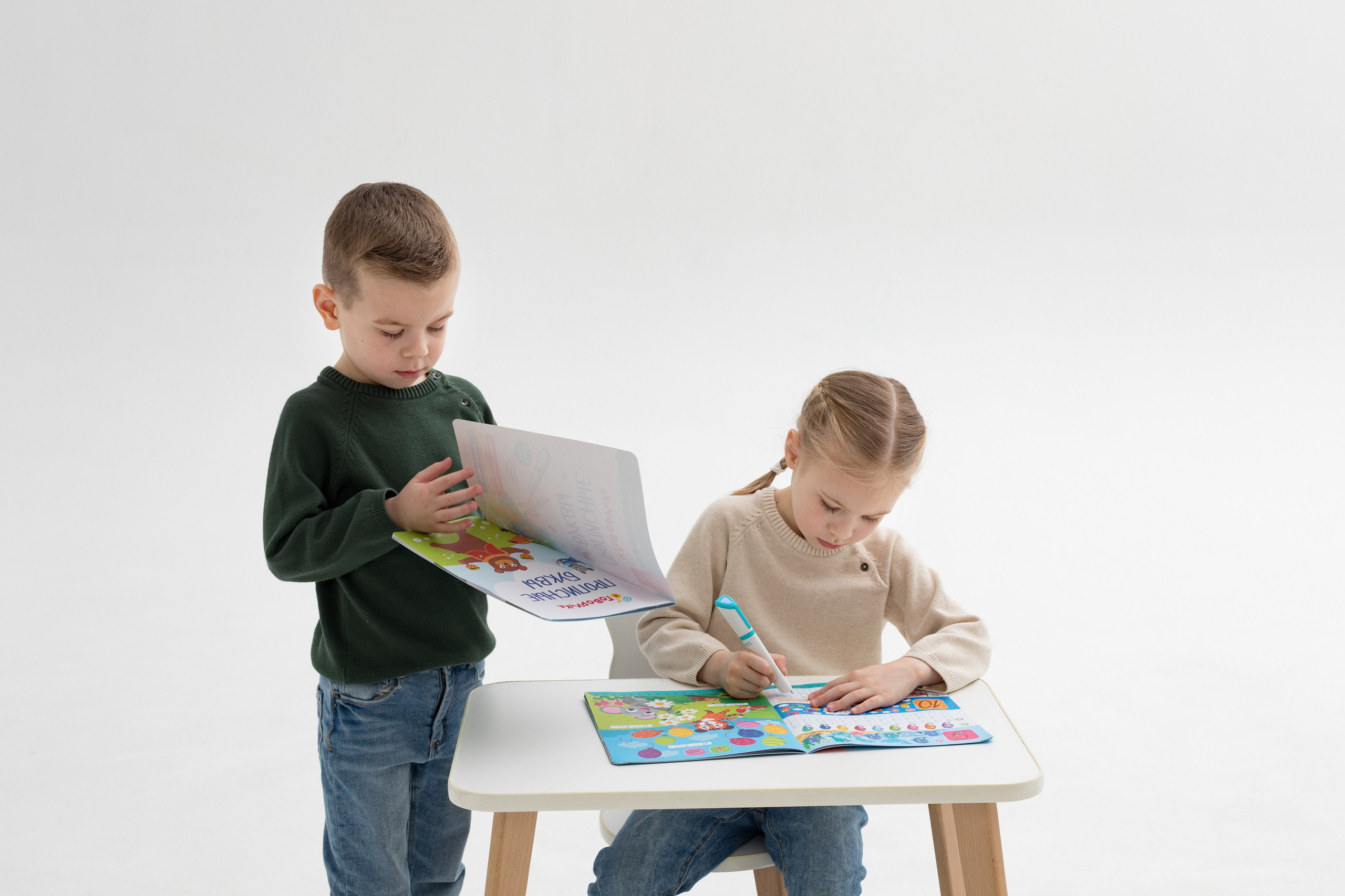 Съемка для детского бренда berttoys. Детский и контент фотограф Надя Волкова Санкт-Петербург