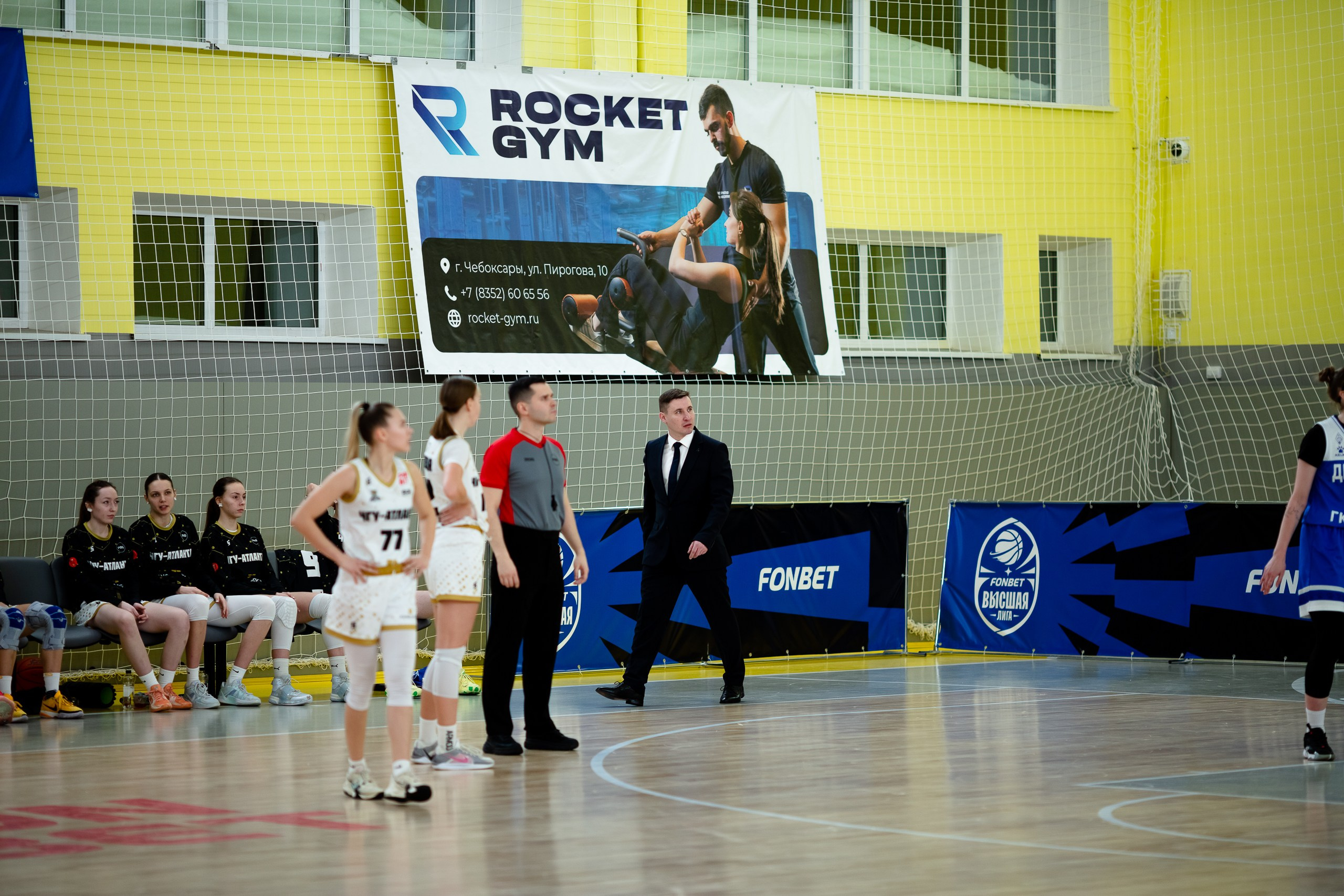 ЧГУ-Атланта — Динамо / 1 игра. Фотография