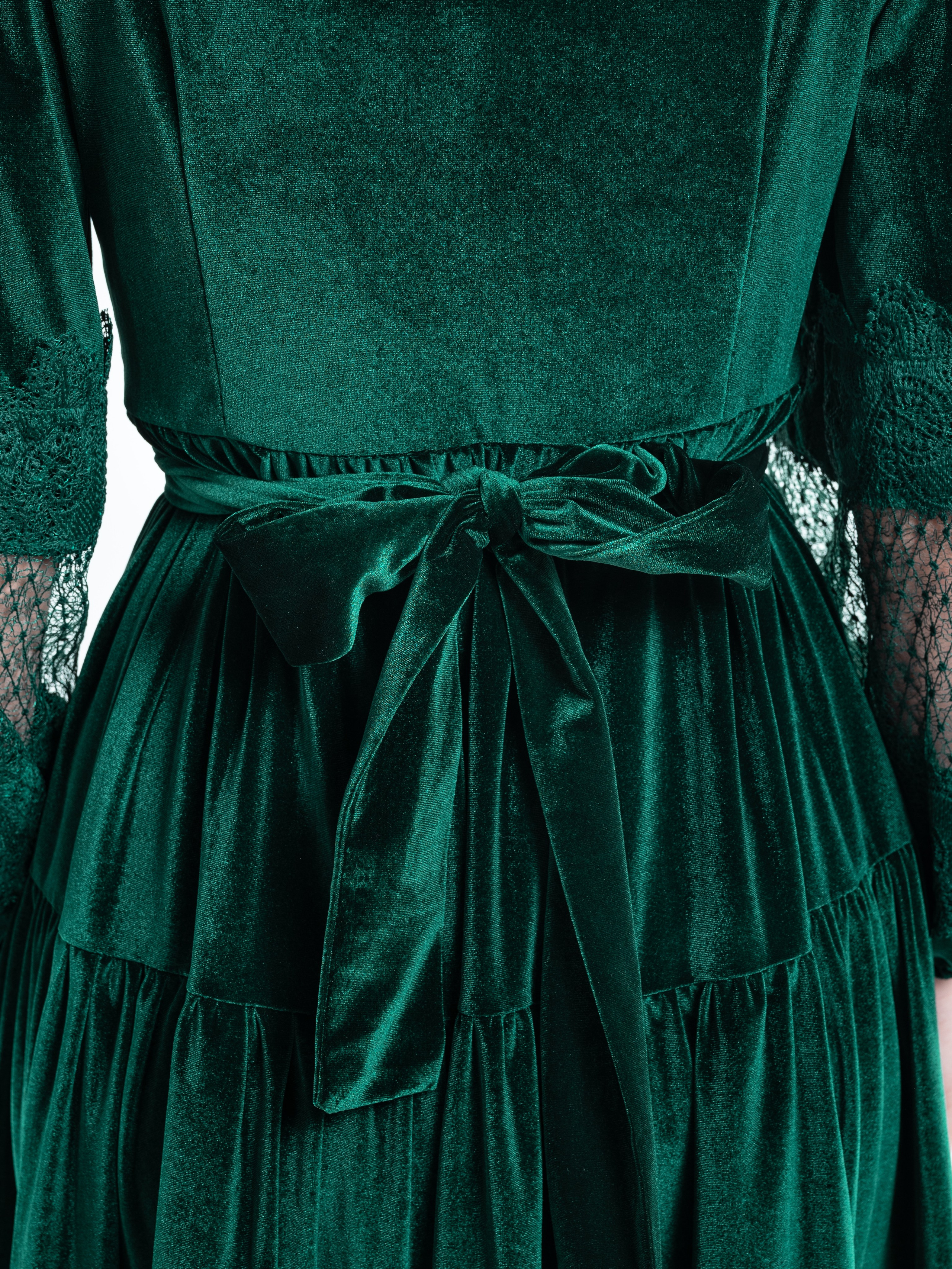 Платья и костюмы. Предметный фотограф, фото для маркетплейсов Пятигорск, КМВ