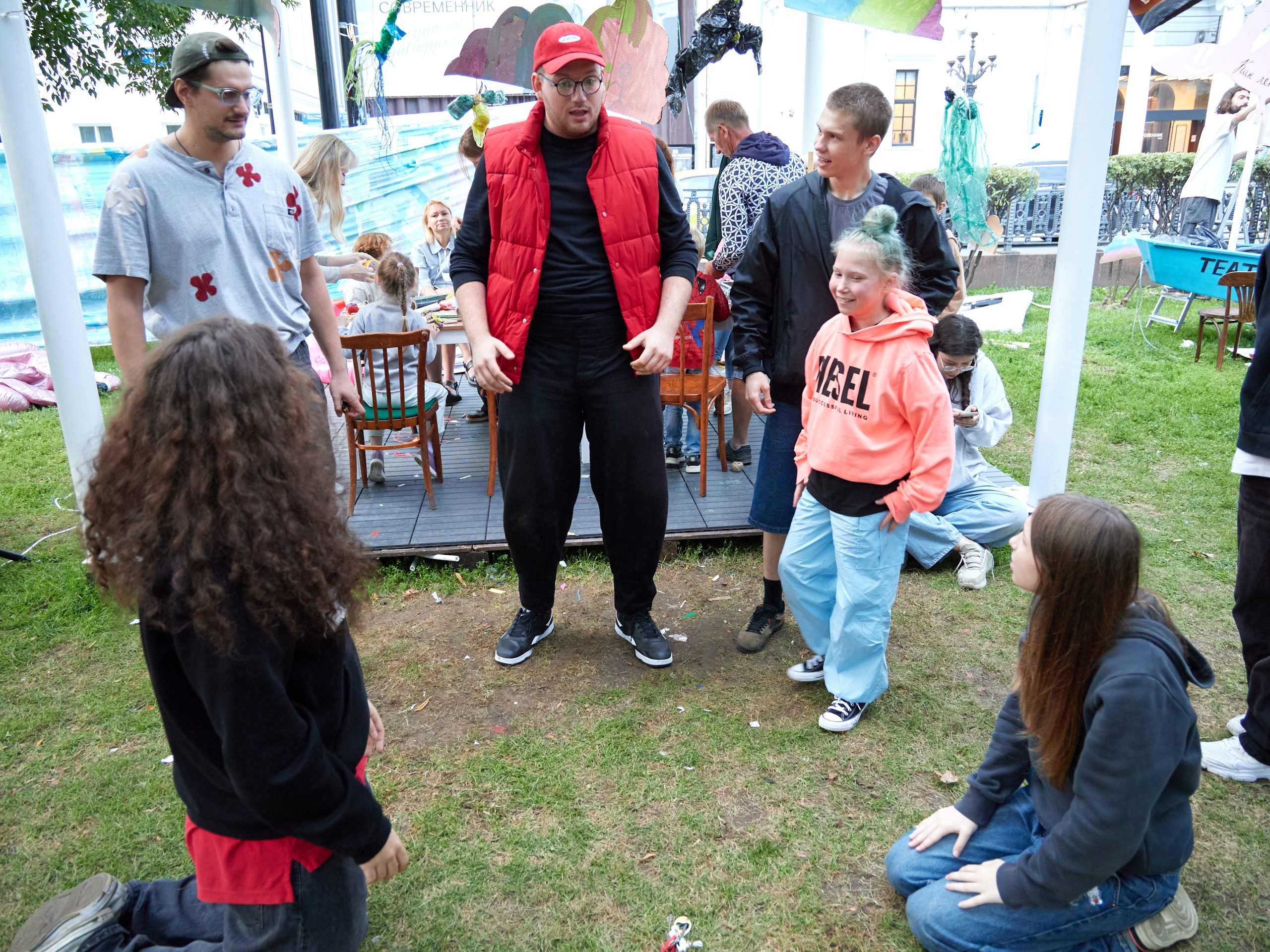 Фестиваль: Театральный бульвар 2024. Предметный и контентный фотограф в Москве Курочкина Оксана